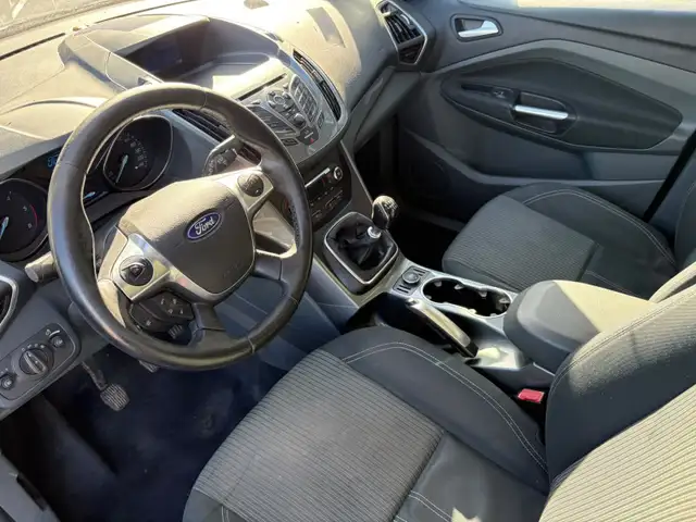Ford Grand C-Max view 8