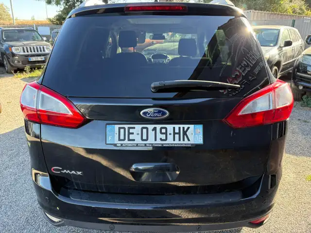 Ford Grand C-Max view 4
