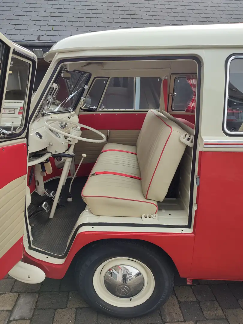 Volkswagen T1 Roşu - 1