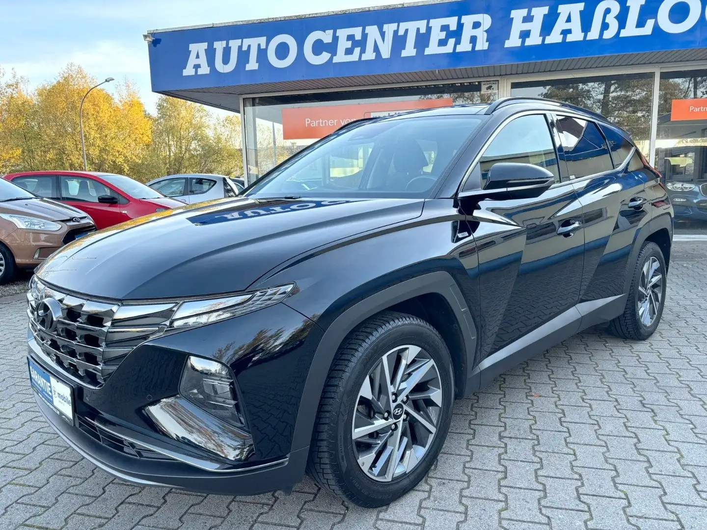 Hyundai TUCSON 4WD*AUTO*LED*ACC*PANORMA*CAM*ASYST*1-HAND Noir - 2