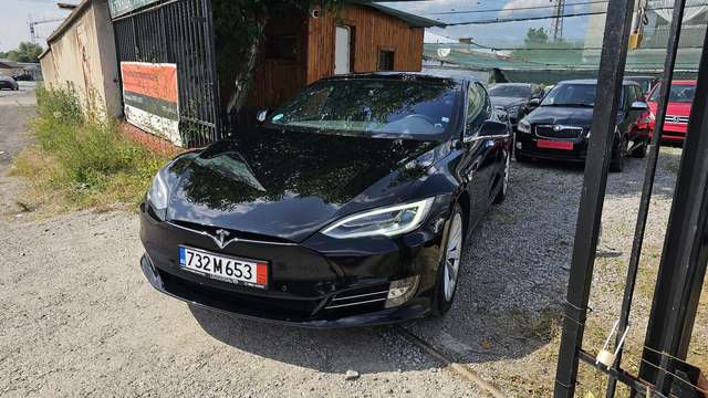 Imagine Tesla Model S 100D Allradantrieb