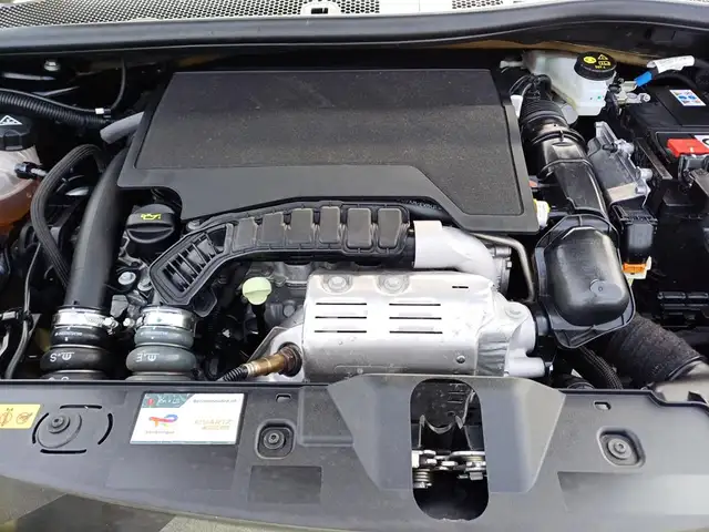 Peugeot 2008 view 5