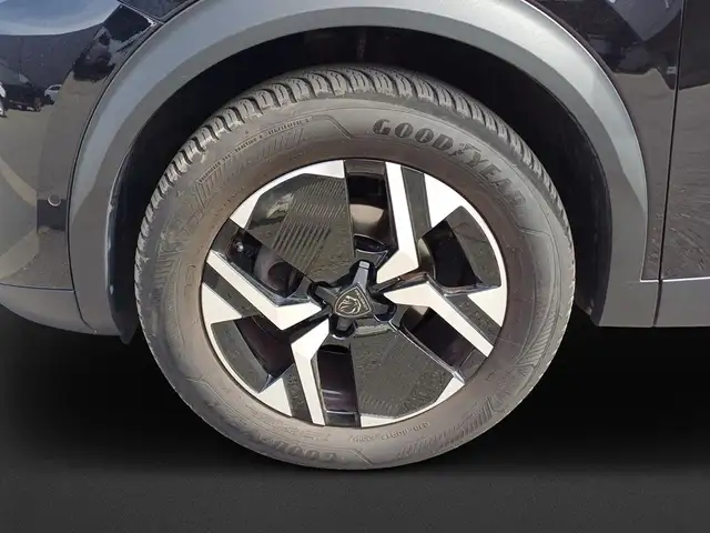 Peugeot 2008 view 8