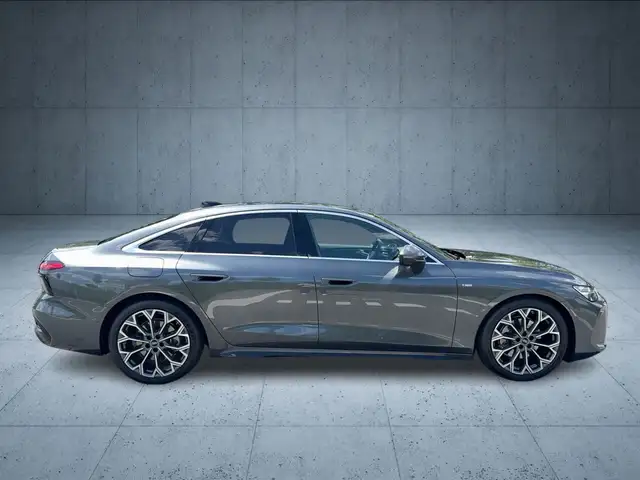 Audi A6 view 6