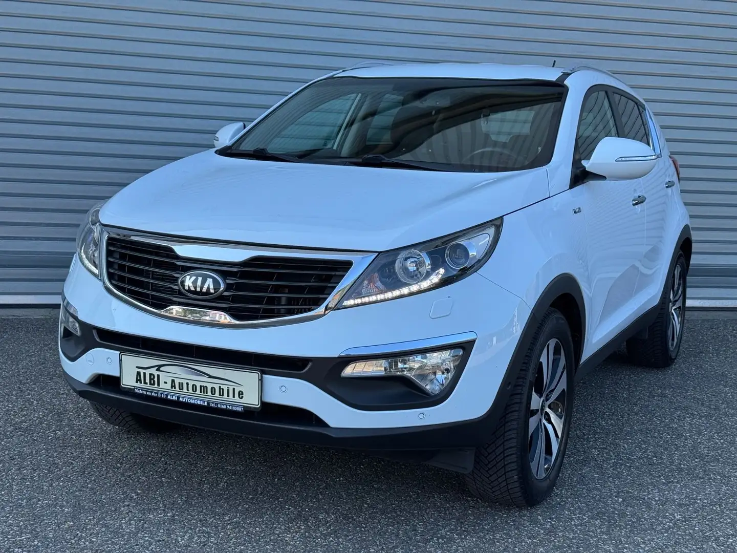 Kia Sportage Spirit 4WD Leder Parklenk Kamera** Weiß - 1