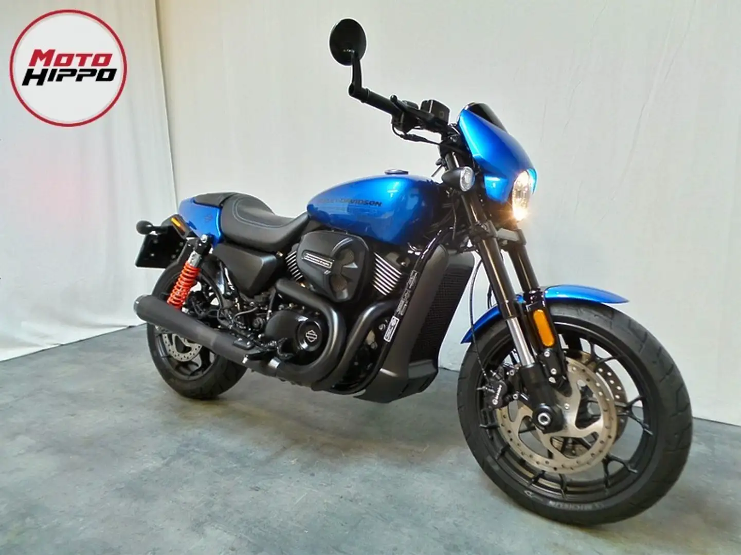 Harley-Davidson Street Rod Blau - 2
