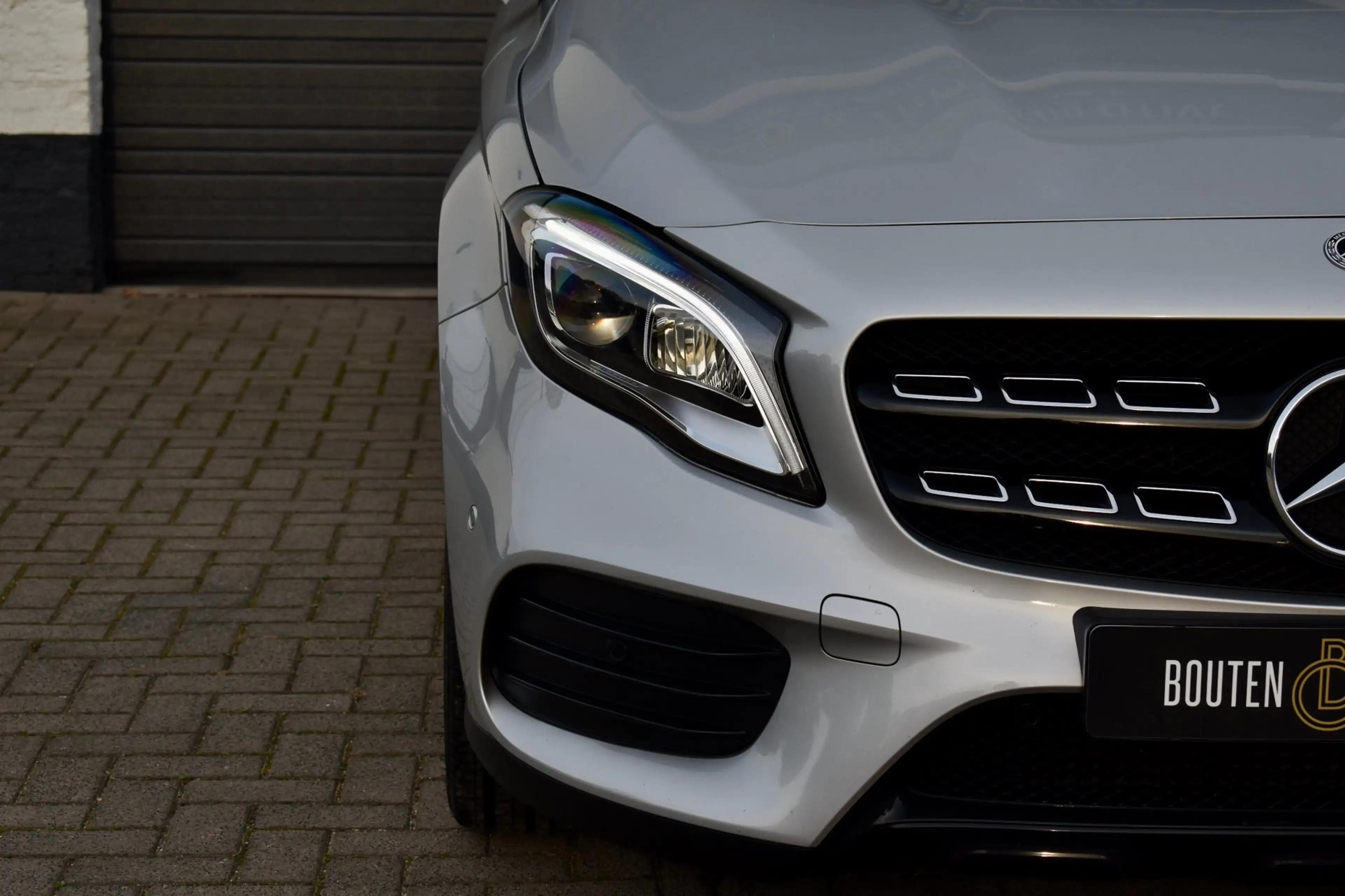 Mercedes-Benz GLA 180 Business Solution AMG|Pano|Camera|Cruise|Navi — photo 28