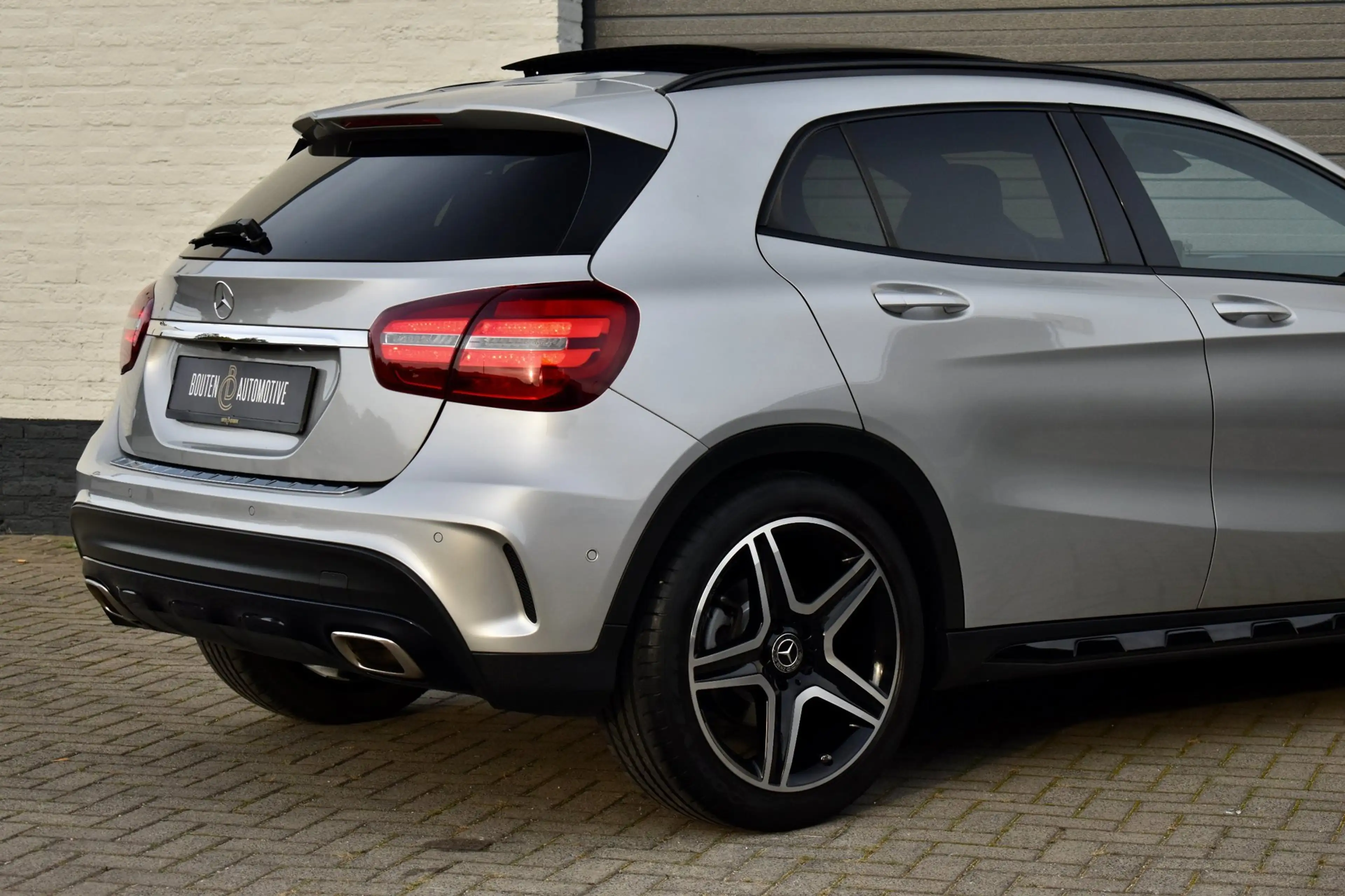 Mercedes-Benz GLA 180 Business Solution AMG|Pano|Camera|Cruise|Navi — photo 39