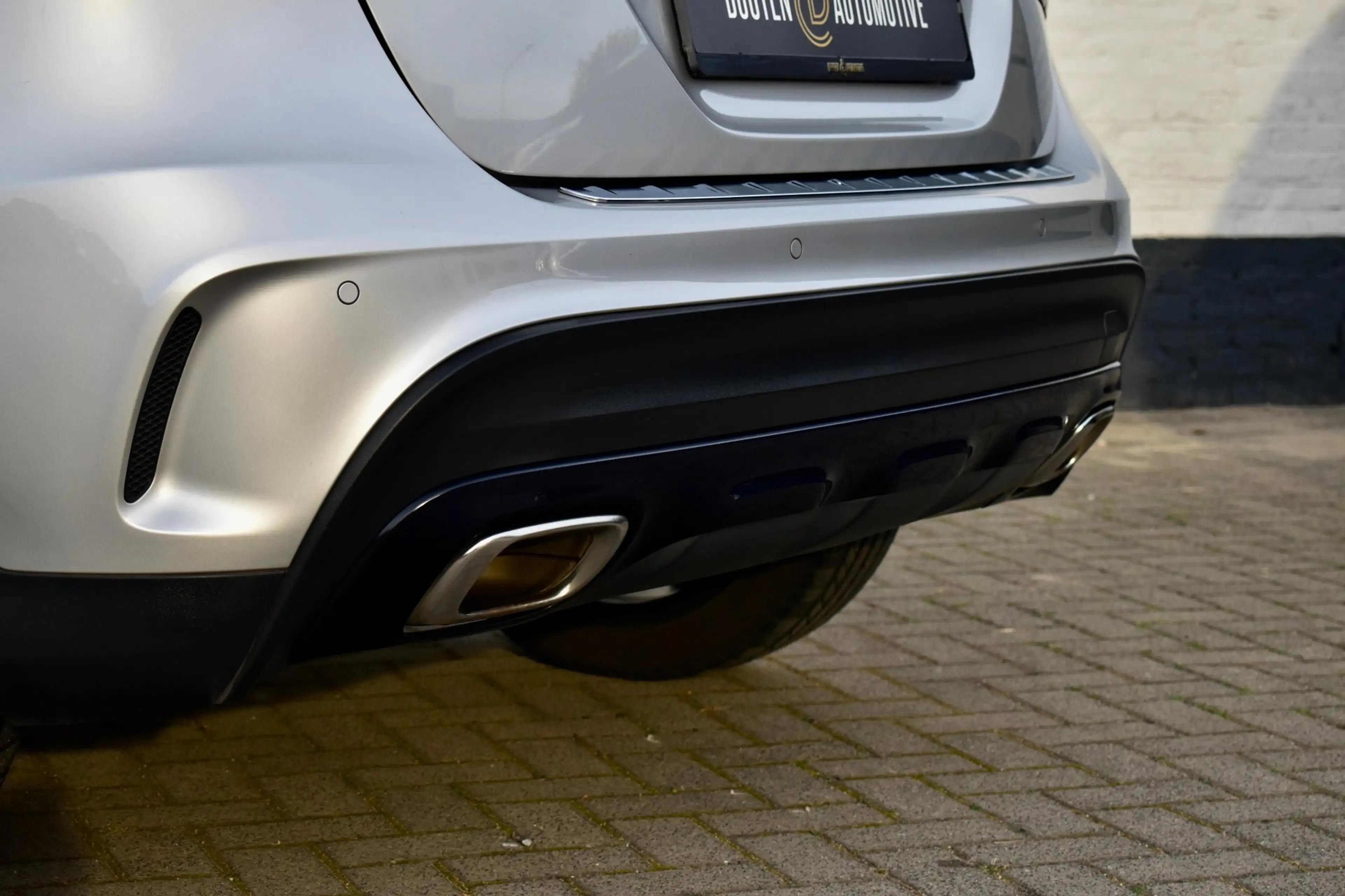 Mercedes-Benz GLA 180 Business Solution AMG|Pano|Camera|Cruise|Navi — photo 40