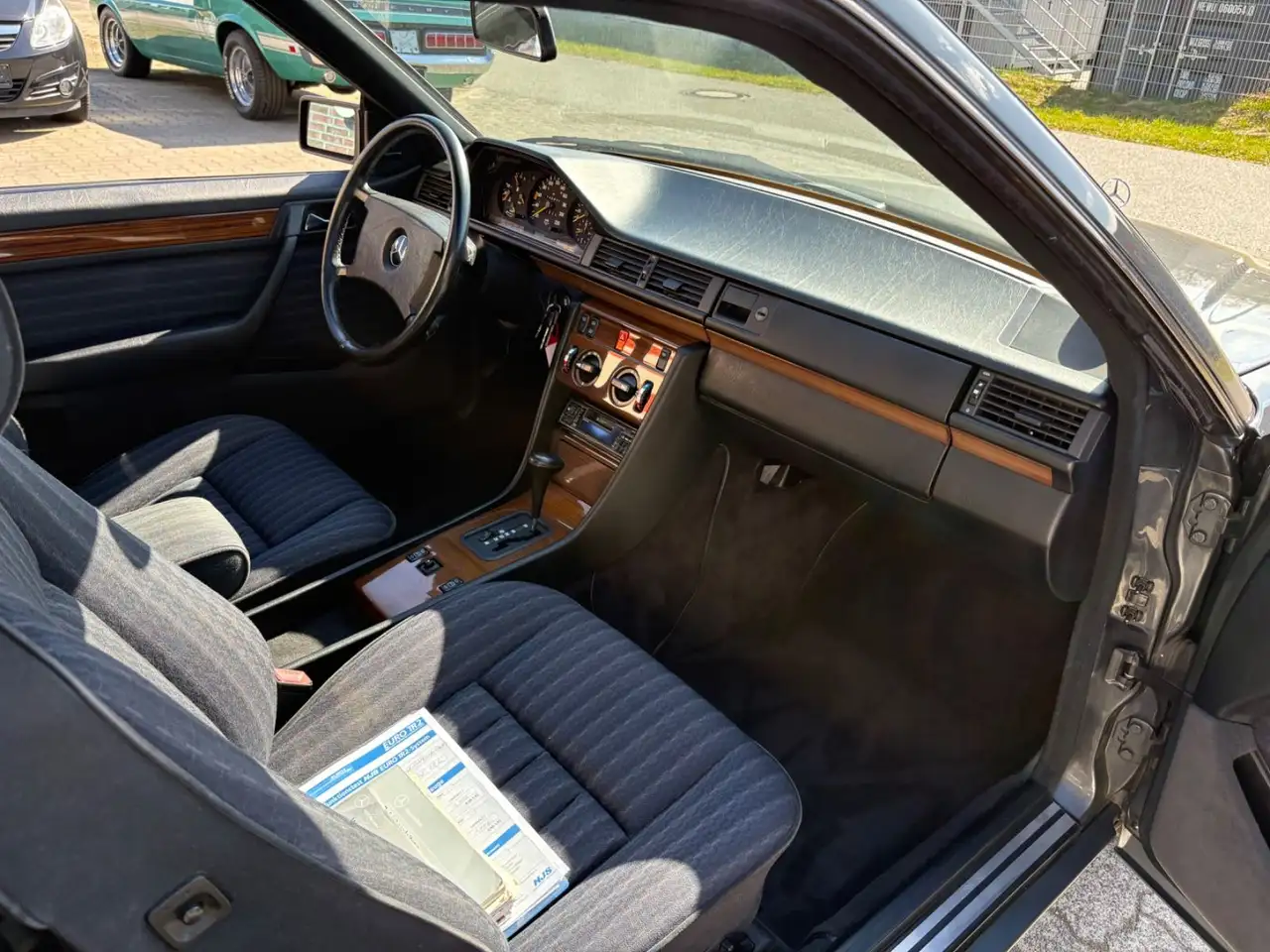 Mercedes-Benz 230 CE Autom. Brabus H-Kennzeichen 2 Hand, foto 11
