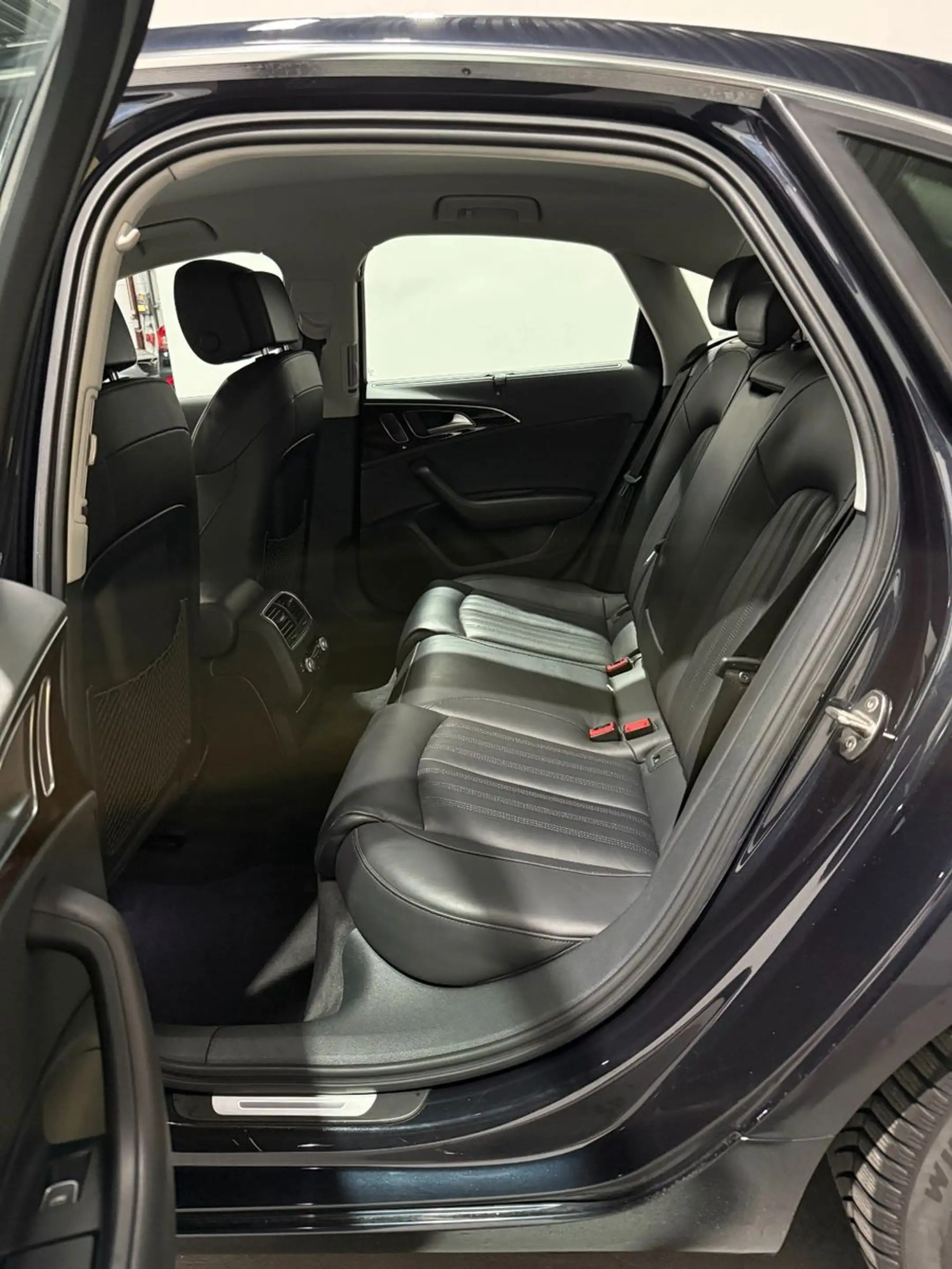 Audi A6 Lim. 3.0 TDI quattro *Voll Ausgestattet* — photo 11