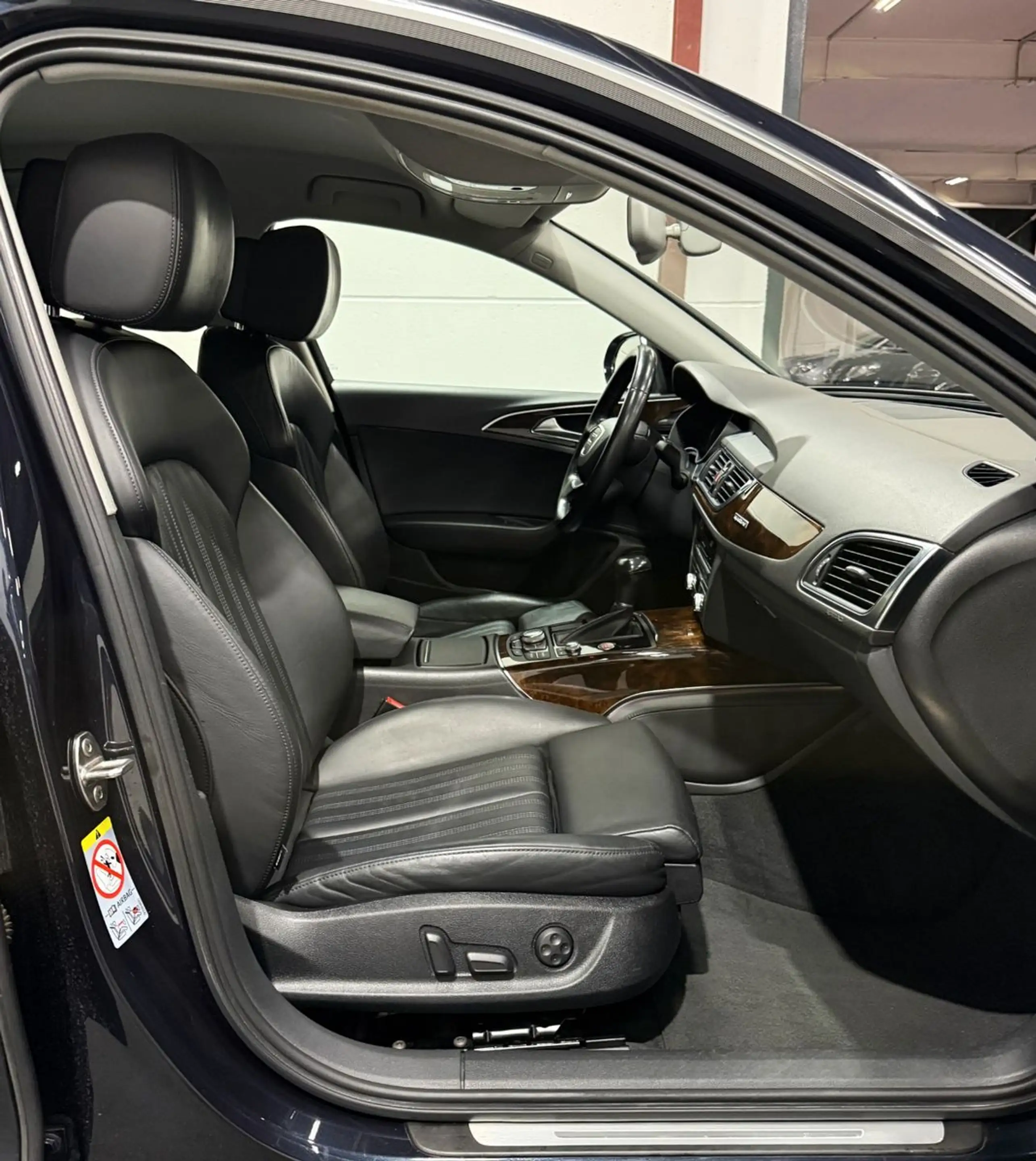 Audi A6 Lim. 3.0 TDI quattro *Voll Ausgestattet* — photo 12