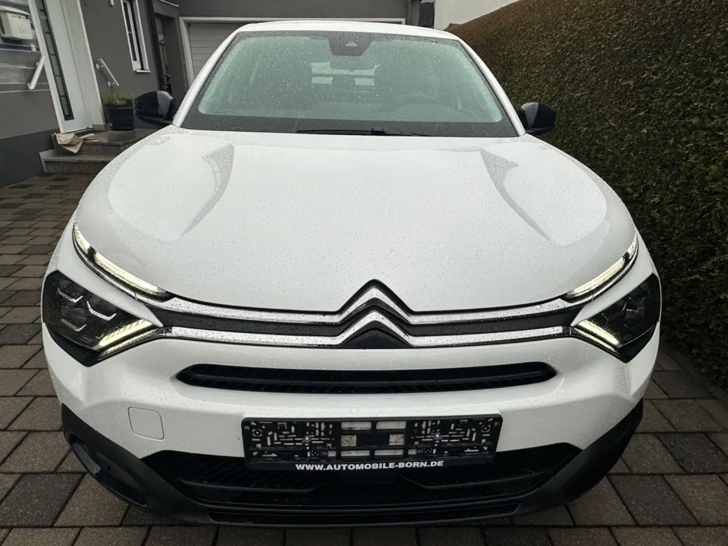 Citroen C4 PureTech 130 Stop&Start PLUS EAT8 Weiß - 2