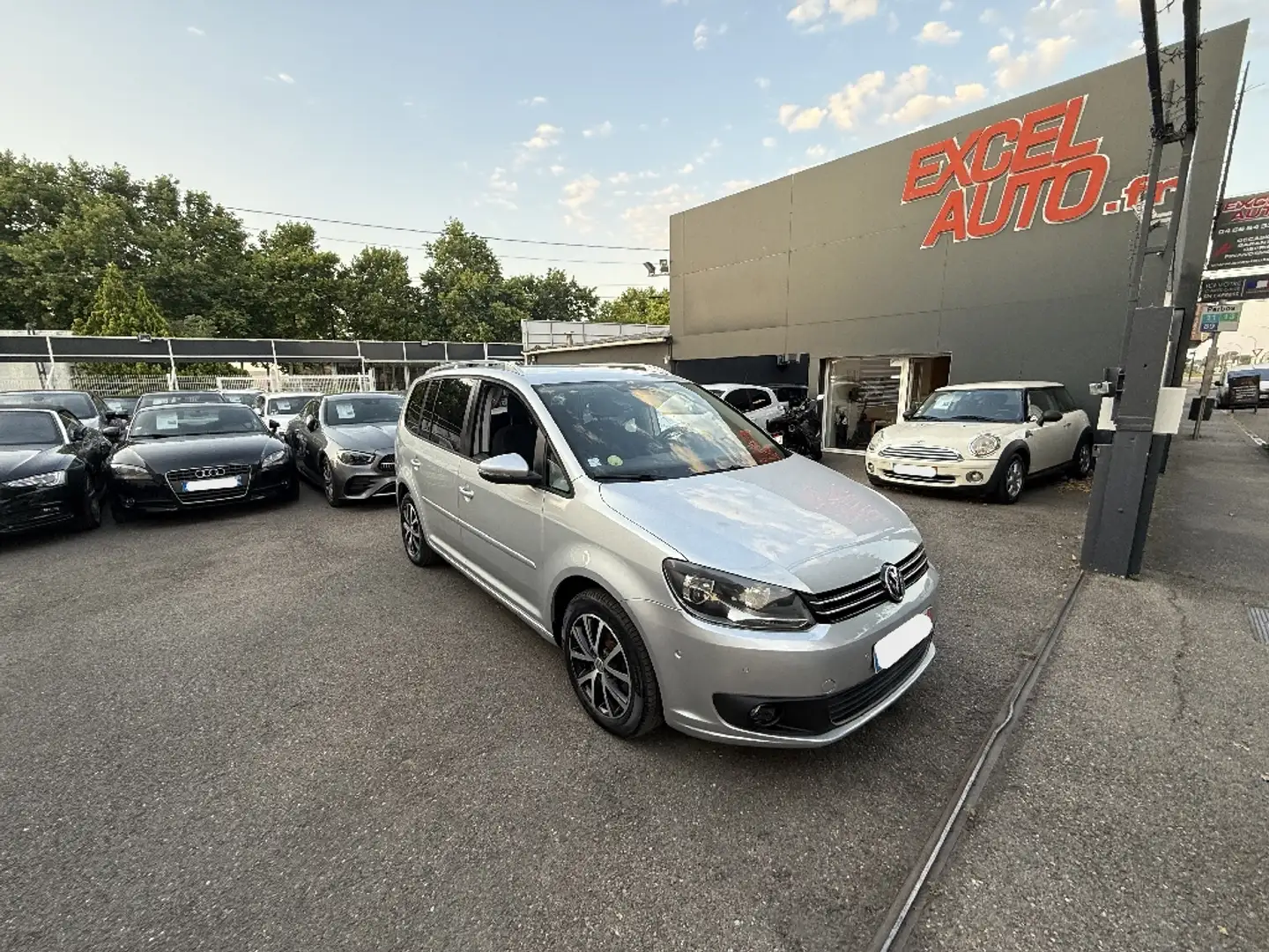 Volkswagen Touran 2.0 TDI 140 Confortline - 1