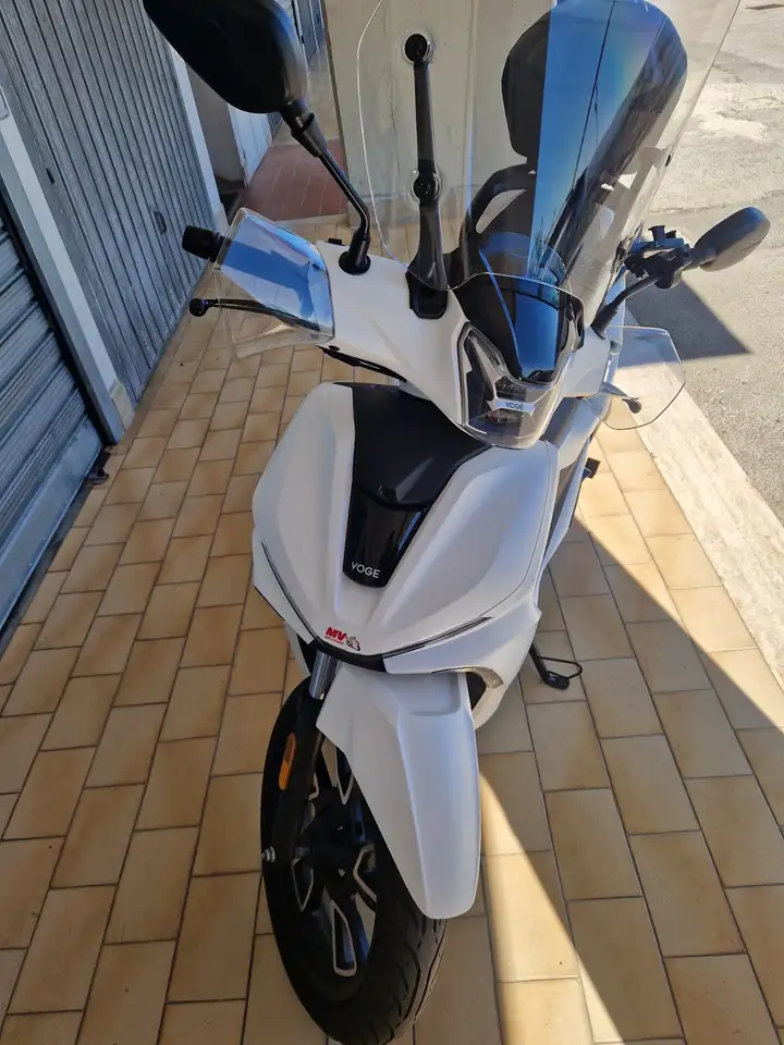 Voge SR16 125