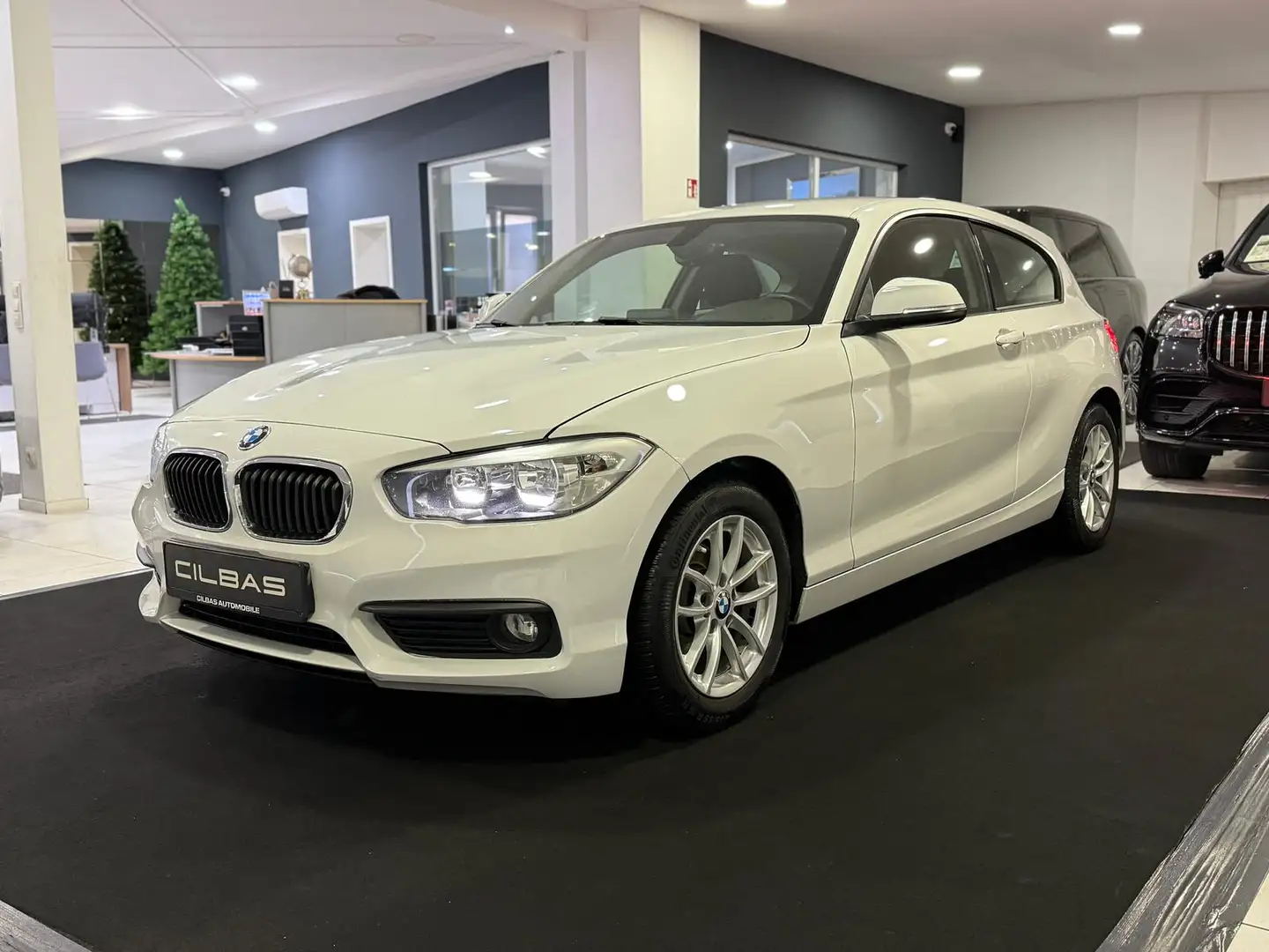 BMW 118 i Advantage *AUTOMATIK*PDC*SHZ*TEMP* Bianco - 2