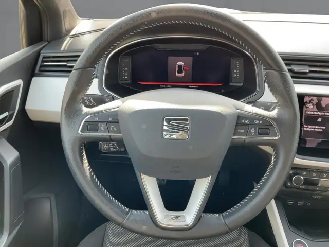 Seat Arona view 10