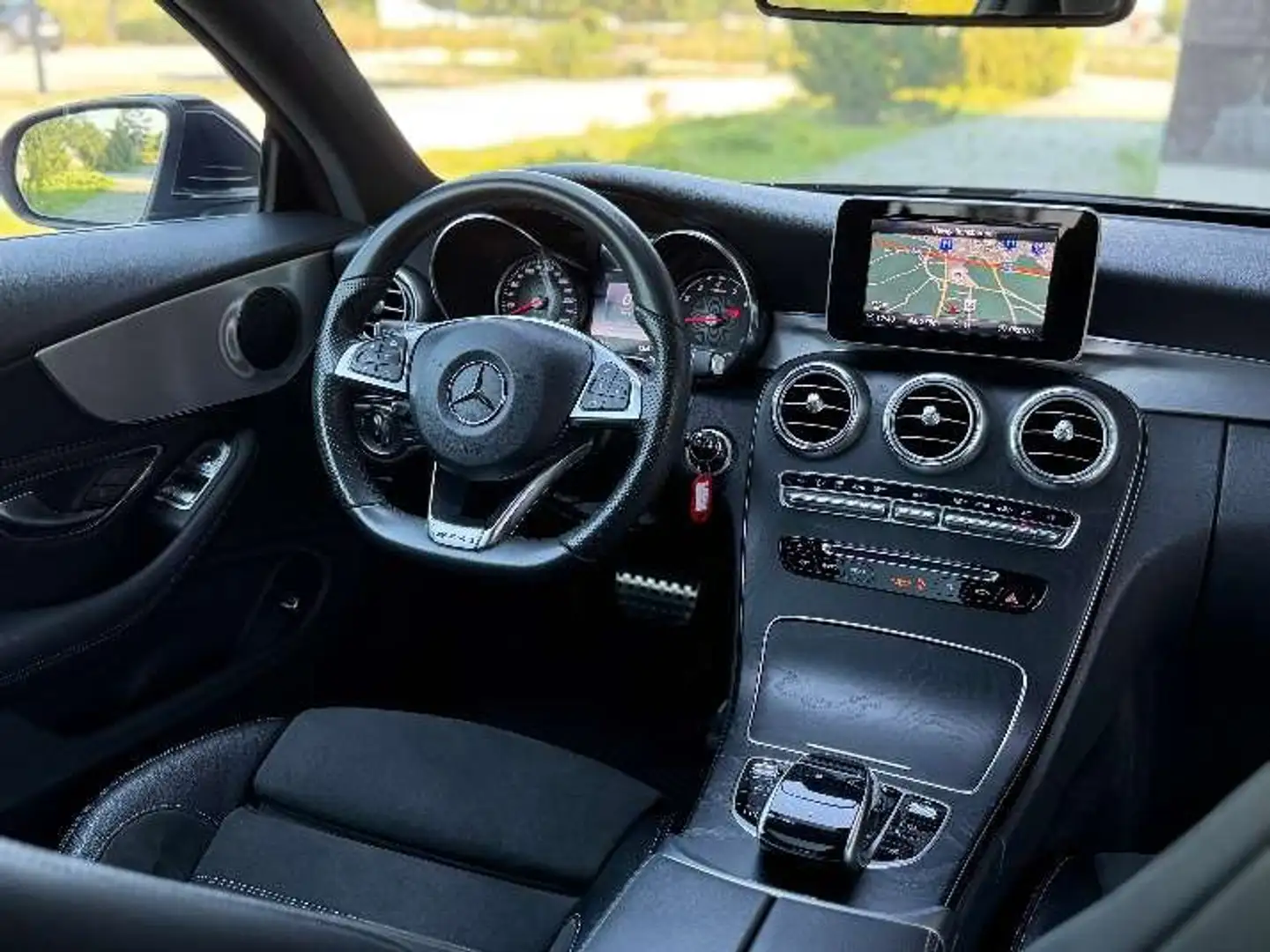 Mercedes-Benz C 180 C // AMG-Line // PANO // GARANTIE // LEDER Schwarz - 2