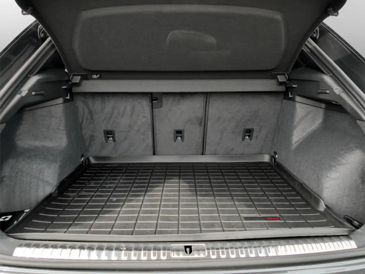 Audi Q3 снимка Audi Q3