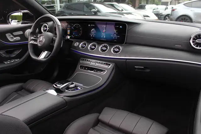 Mercedes-Benz E-Class view 13