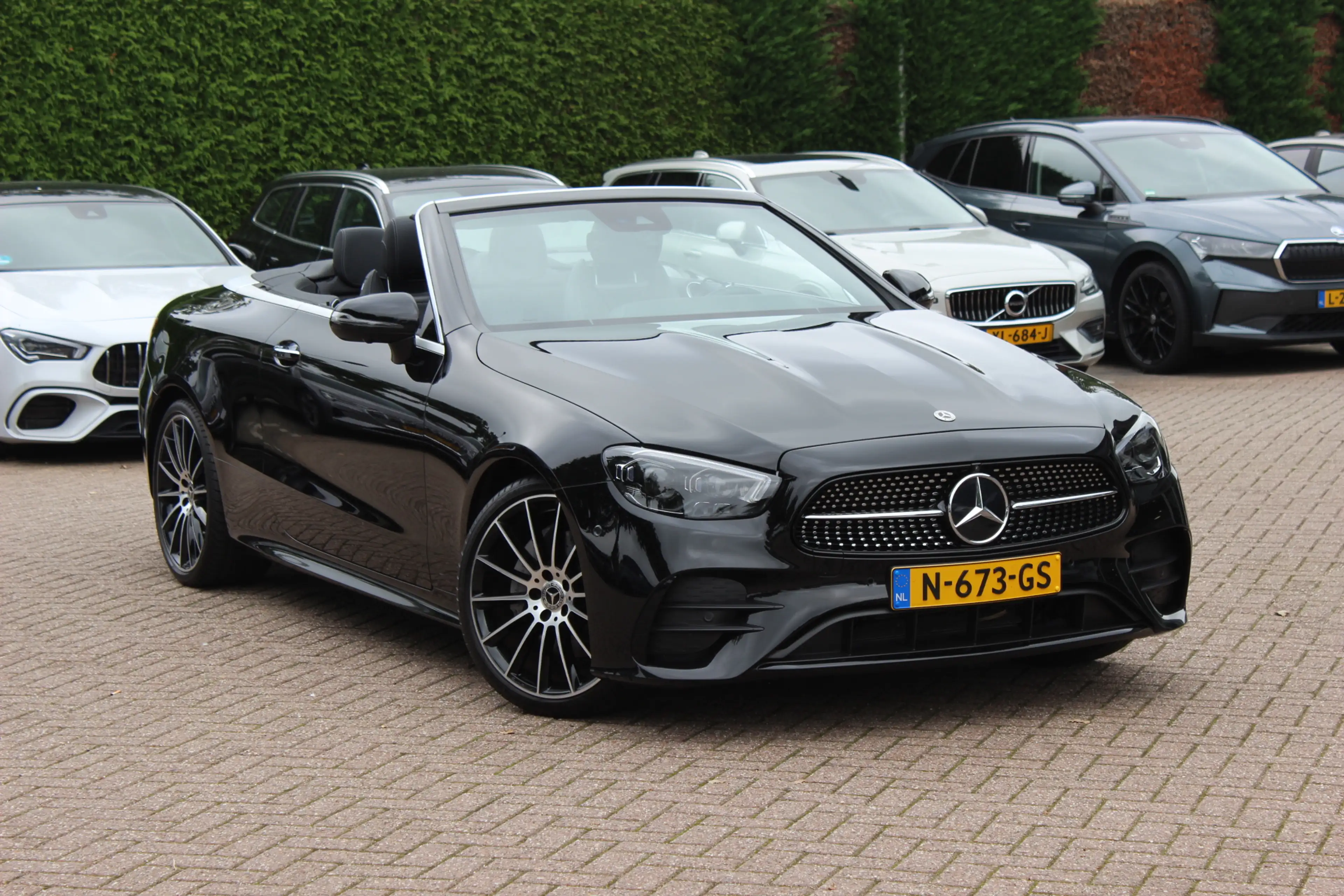 Mercedes-Benz E 200 Cabrio AMG Line / Nieuwstaat / Camera / Burmester — photo 41
