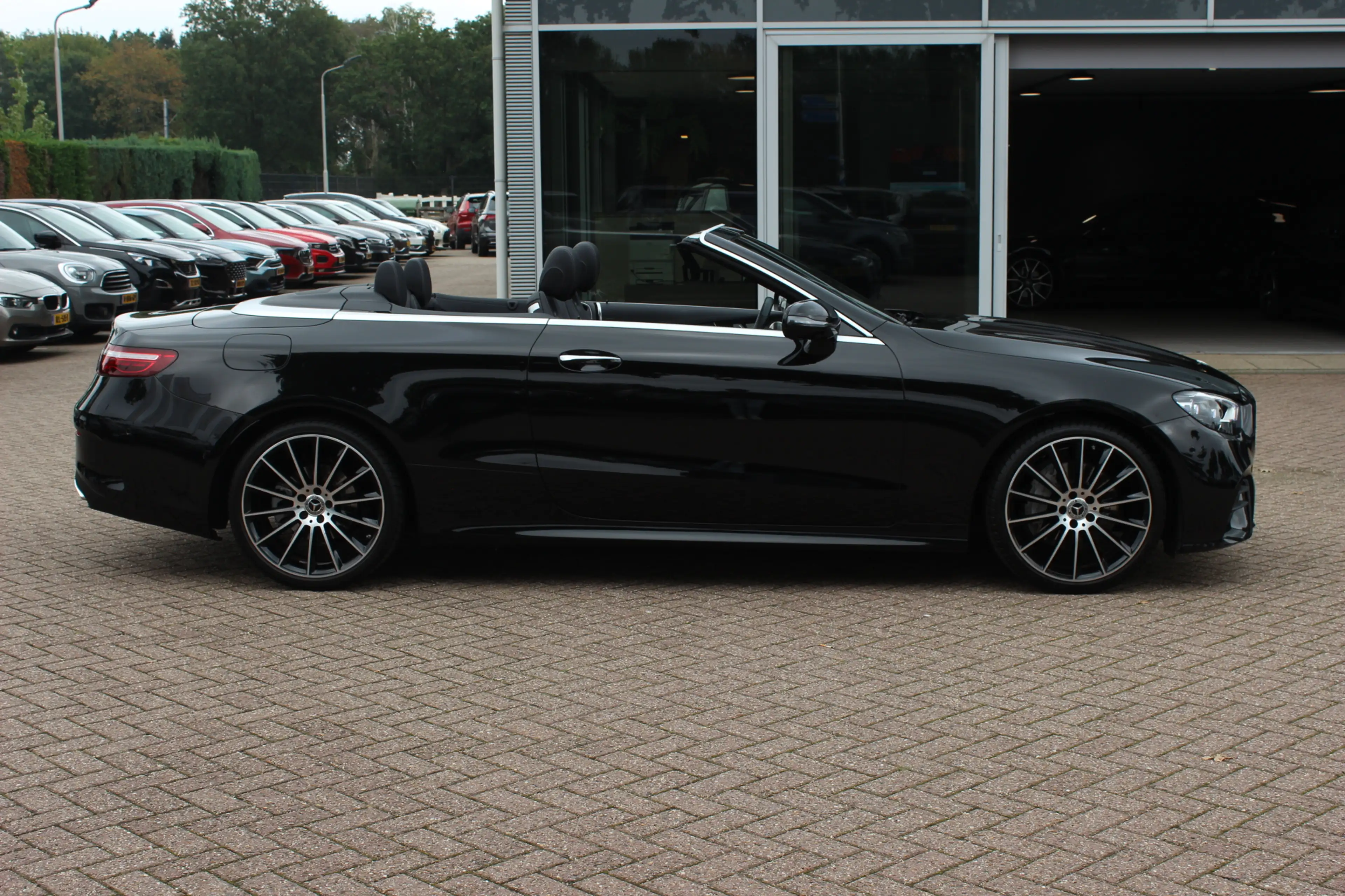 Mercedes-Benz E 200 Cabrio AMG Line / Nieuwstaat / Camera / Burmester — photo 5