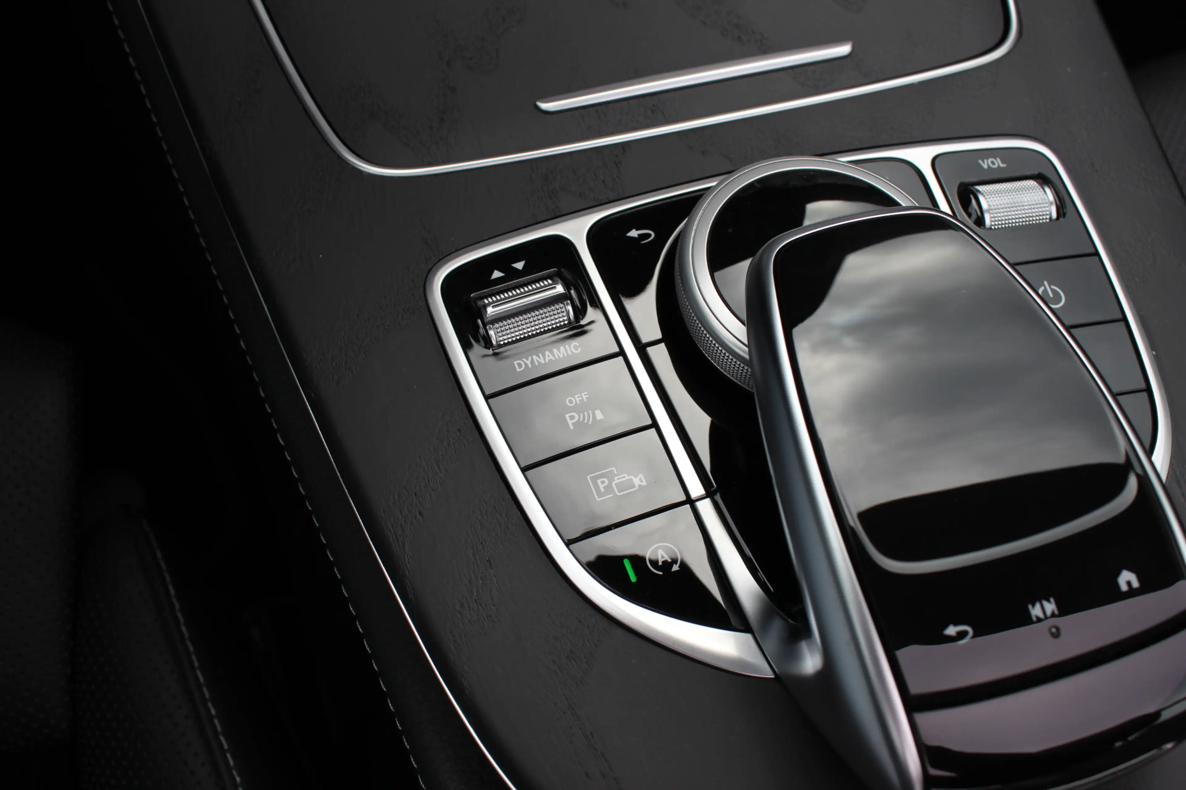 Mercedes-Benz E 200 Cabrio AMG Line / Nieuwstaat / Camera / Burmester — photo 31