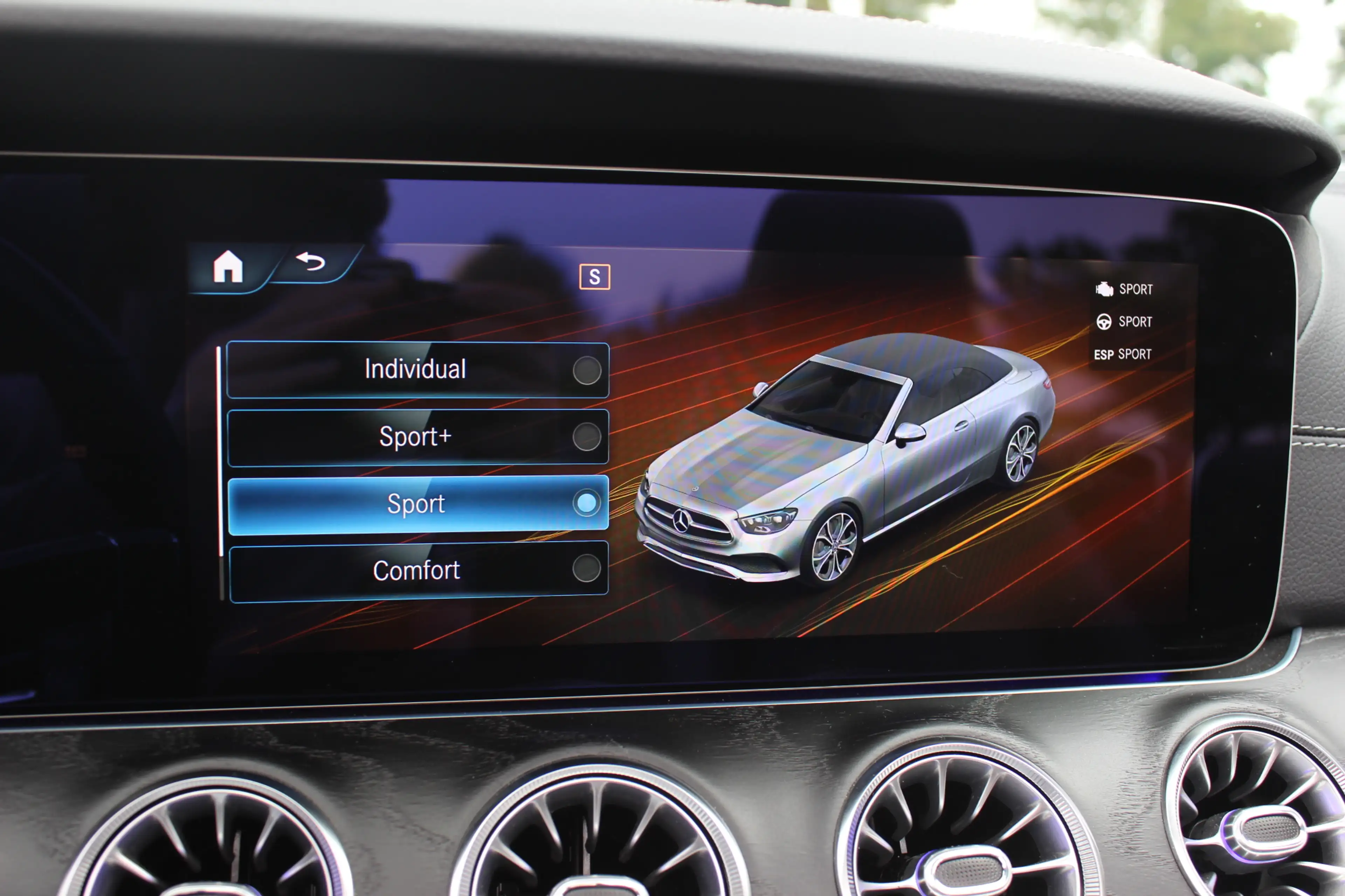 Mercedes-Benz E 200 Cabrio AMG Line / Nieuwstaat / Camera / Burmester — photo 27