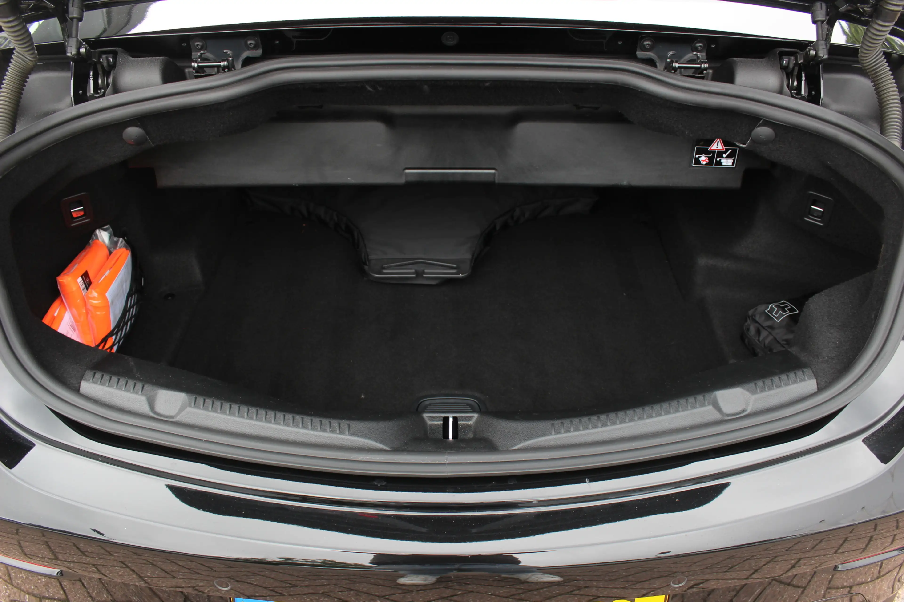 Mercedes-Benz E 200 Cabrio AMG Line / Nieuwstaat / Camera / Burmester — photo 16