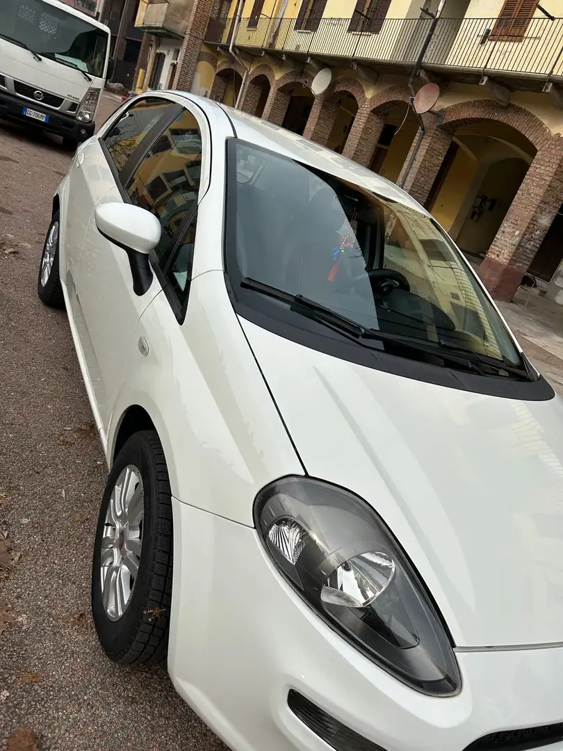 Fiat Grande Punto 1.4 Actual s&s 77cv 5p dualogic White - 2