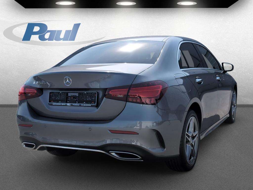 Mercedes-Benz A 250