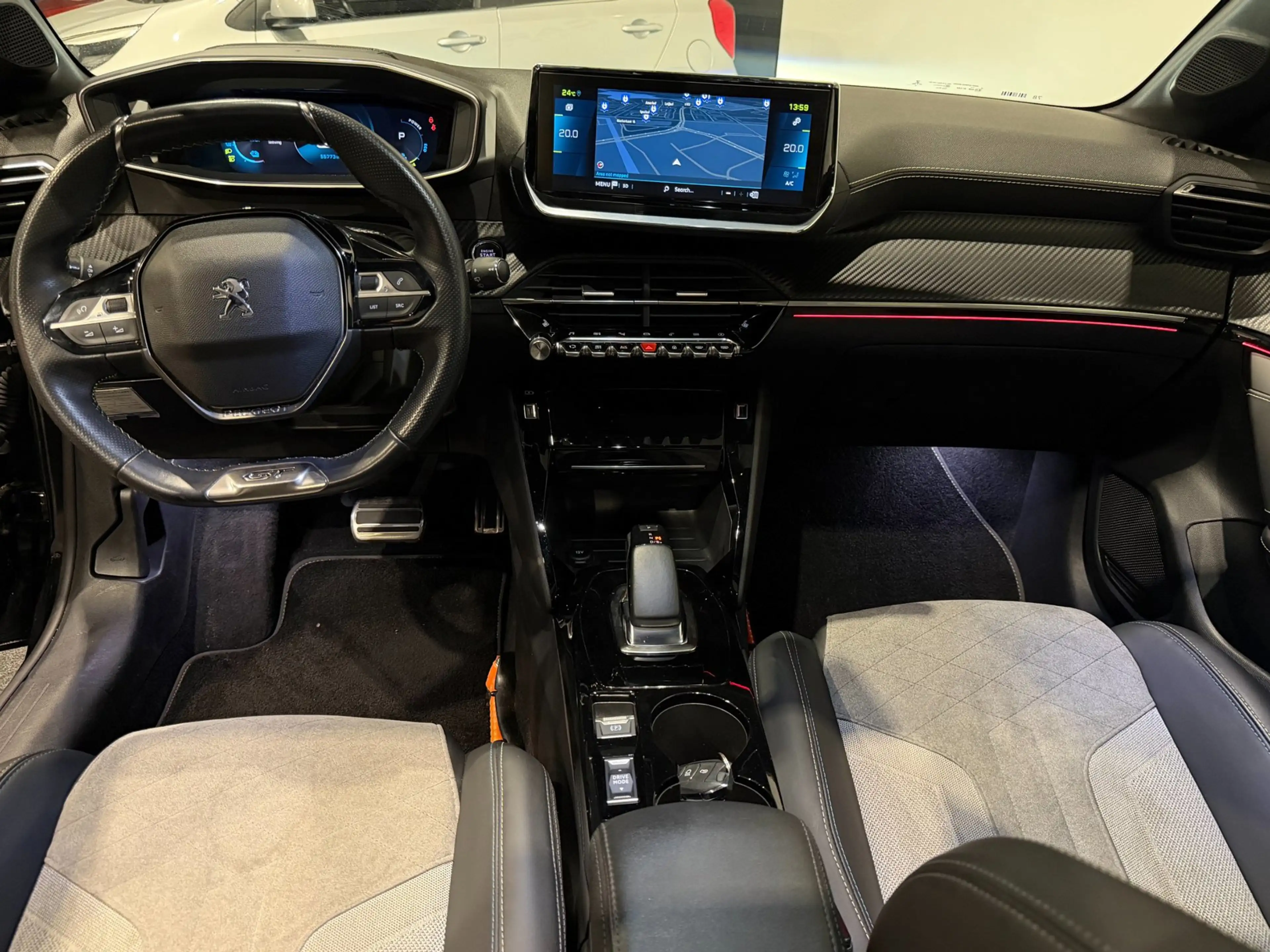Peugeot e-208 EV GT 350 50 kWh SCHUIFDAK AIRCO NAVI STOELVER. CA — photo 20
