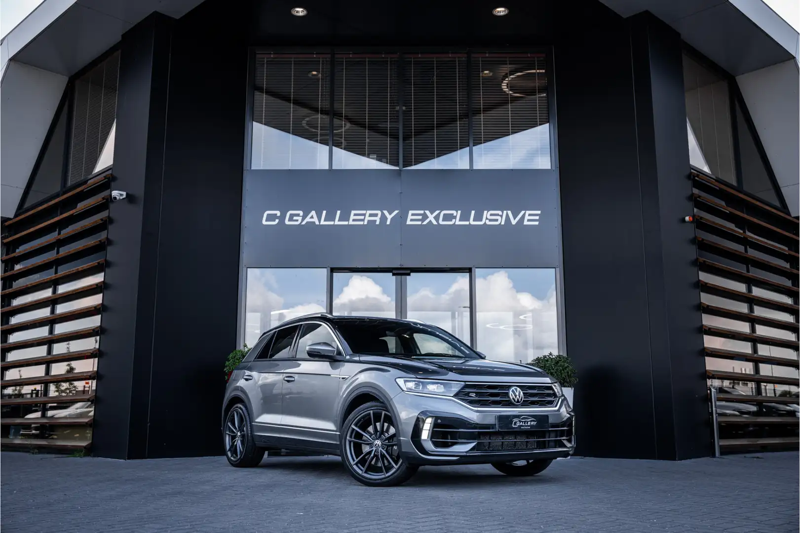 Volkswagen T-Roc 2.0 TSI 4Motion R - Panorama | Keyless | ACC | Bea Gris - 1