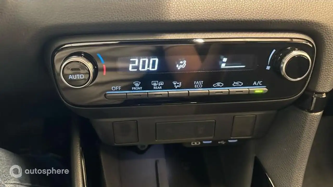 Toyota Yaris Yaris — photo 19