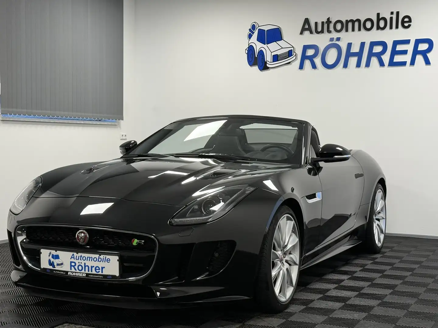 Jaguar F-Type 5.0 V8 Kompressor AWD R-Performance Schwarz - 1