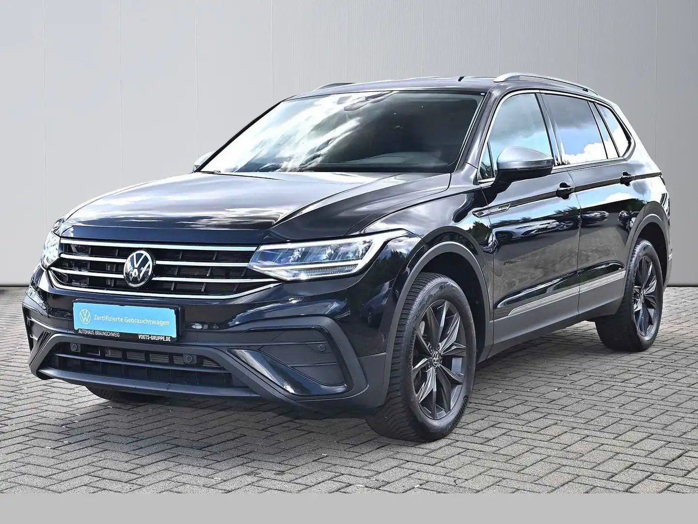 Volkswagen Tiguan Allspace 2.0 TDI Life 4Motion LED+NAV+HuD+ACC Noir - 1