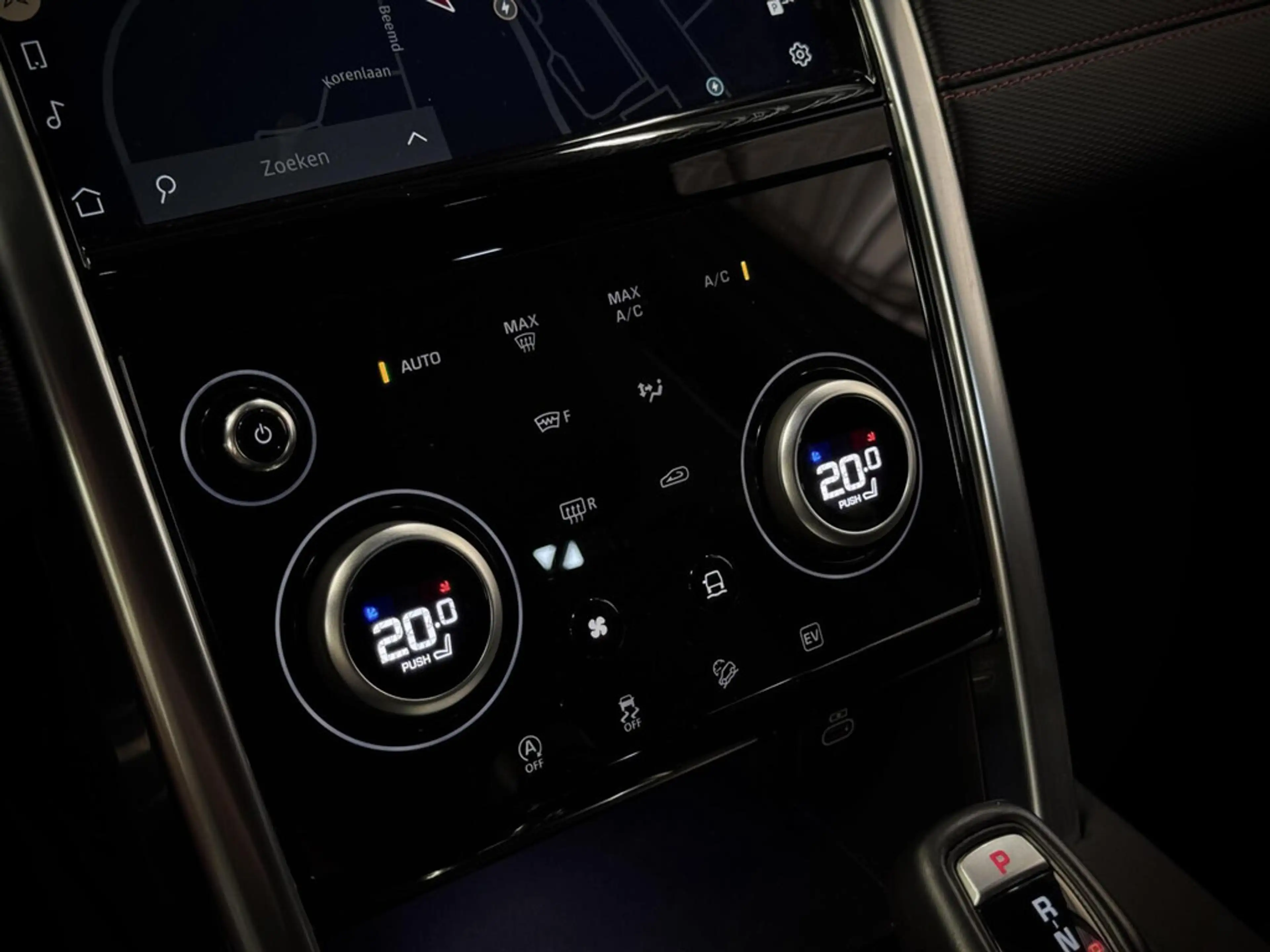 Land Rover Discovery Sport P300e 1.5 R-Dynamic SE | SOH 92% | Black Pack | Co — photo 24