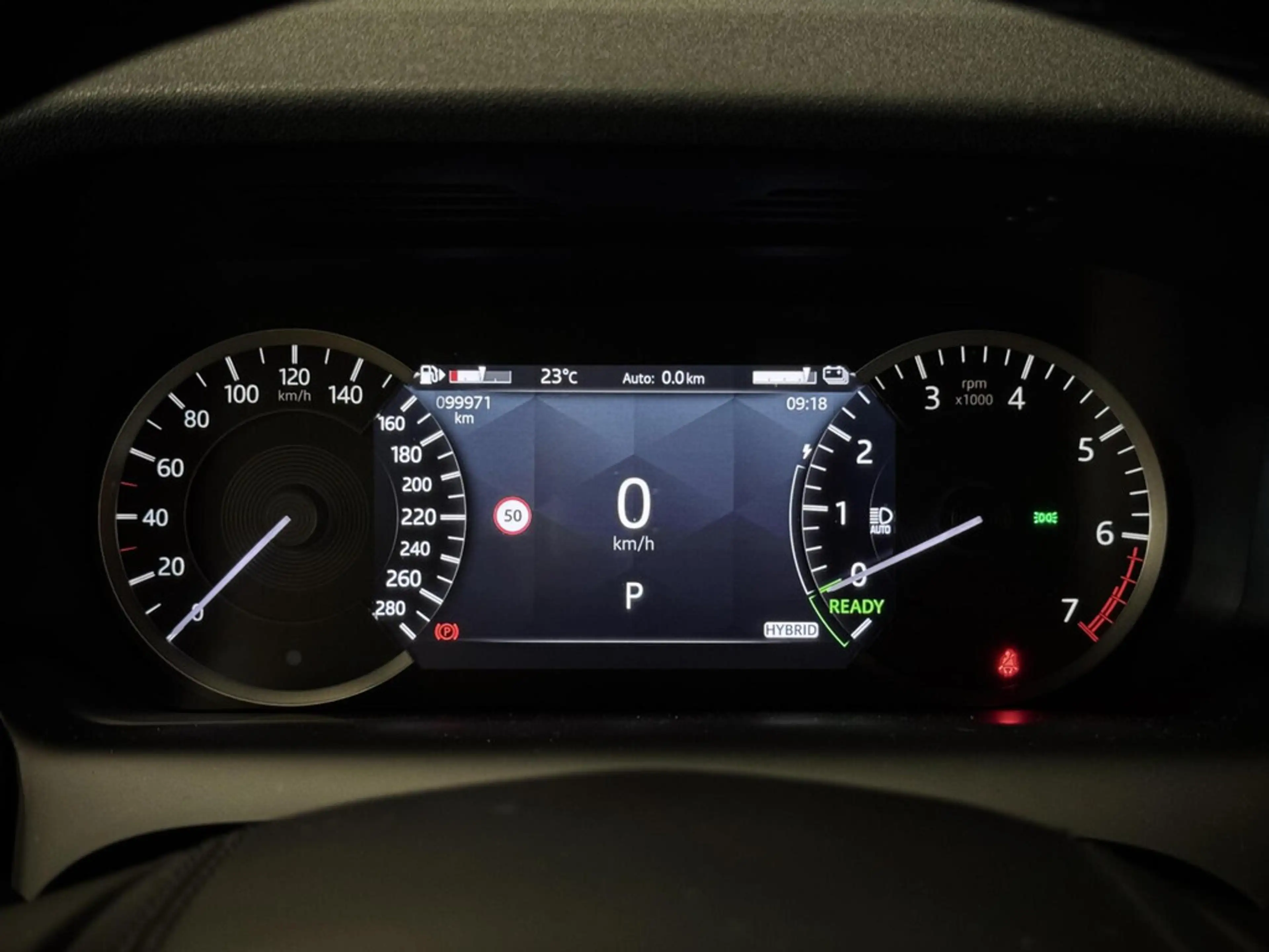 Land Rover Discovery Sport P300e 1.5 R-Dynamic SE | SOH 92% | Black Pack | Co — photo 37