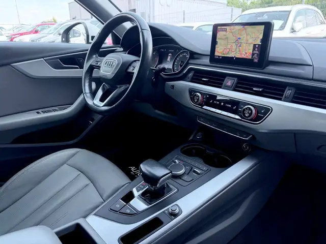 Audi A4 view 12