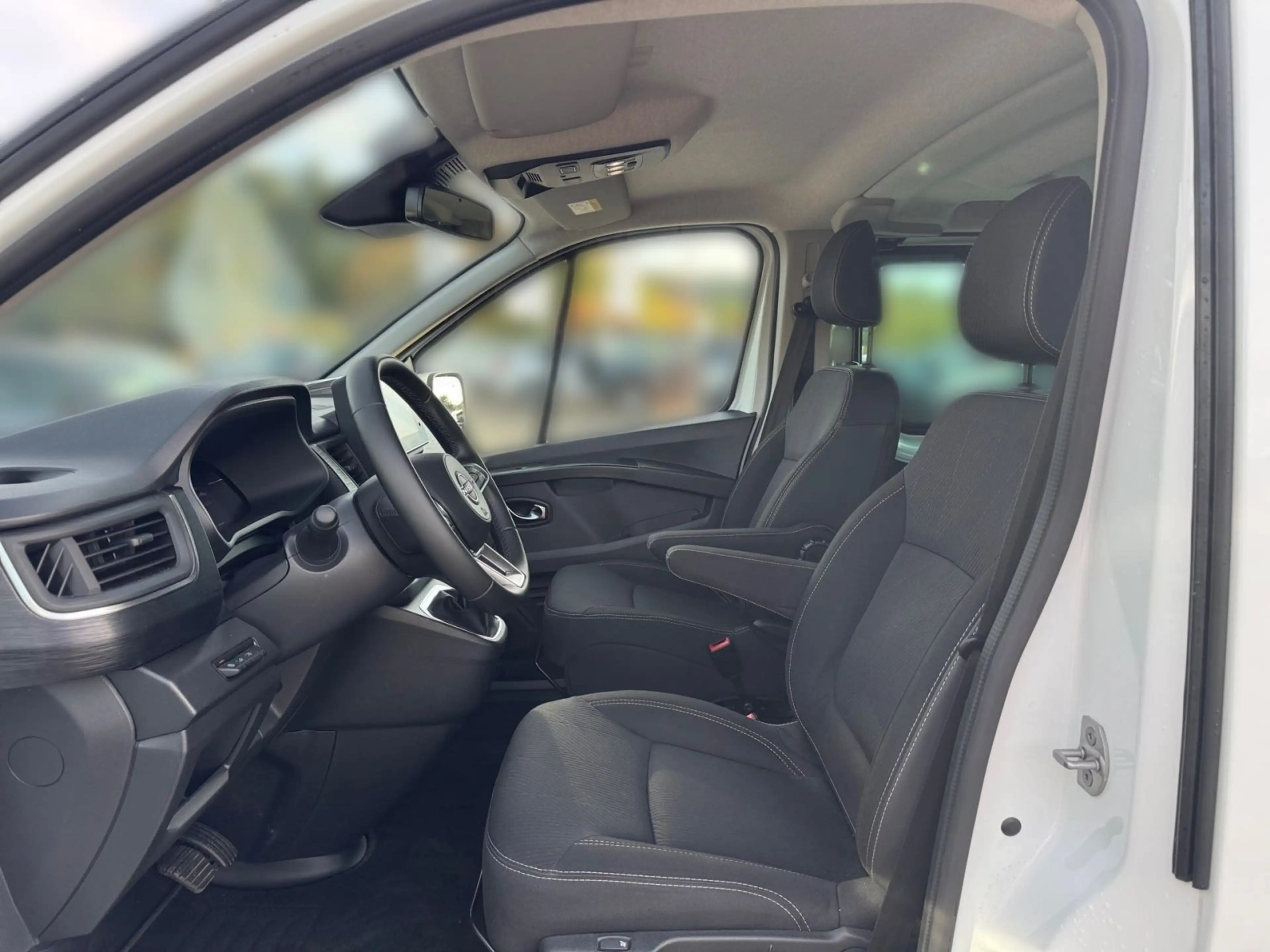 Nissan Primastar Kombi L1H1 dCI 170 A/T — photo 7