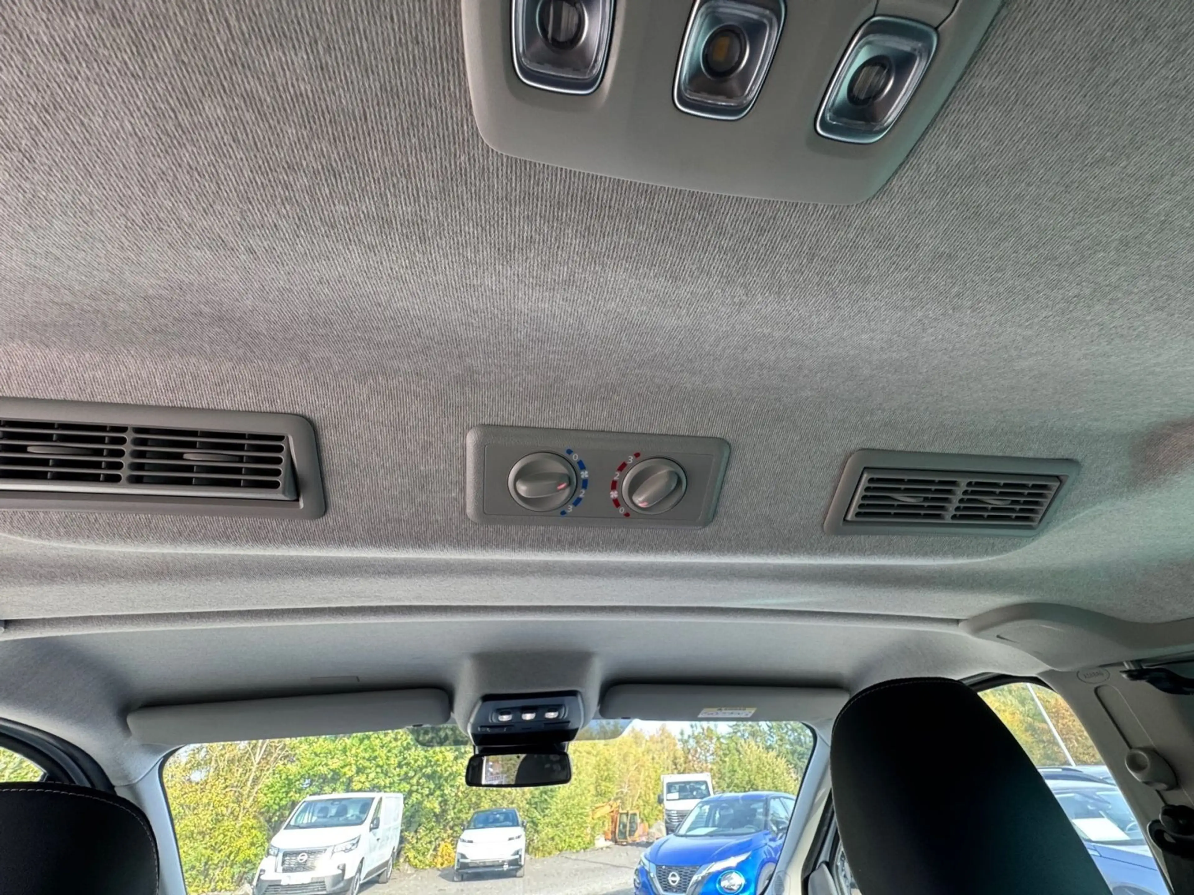 Nissan Primastar Kombi L1H1 dCI 170 A/T — photo 15
