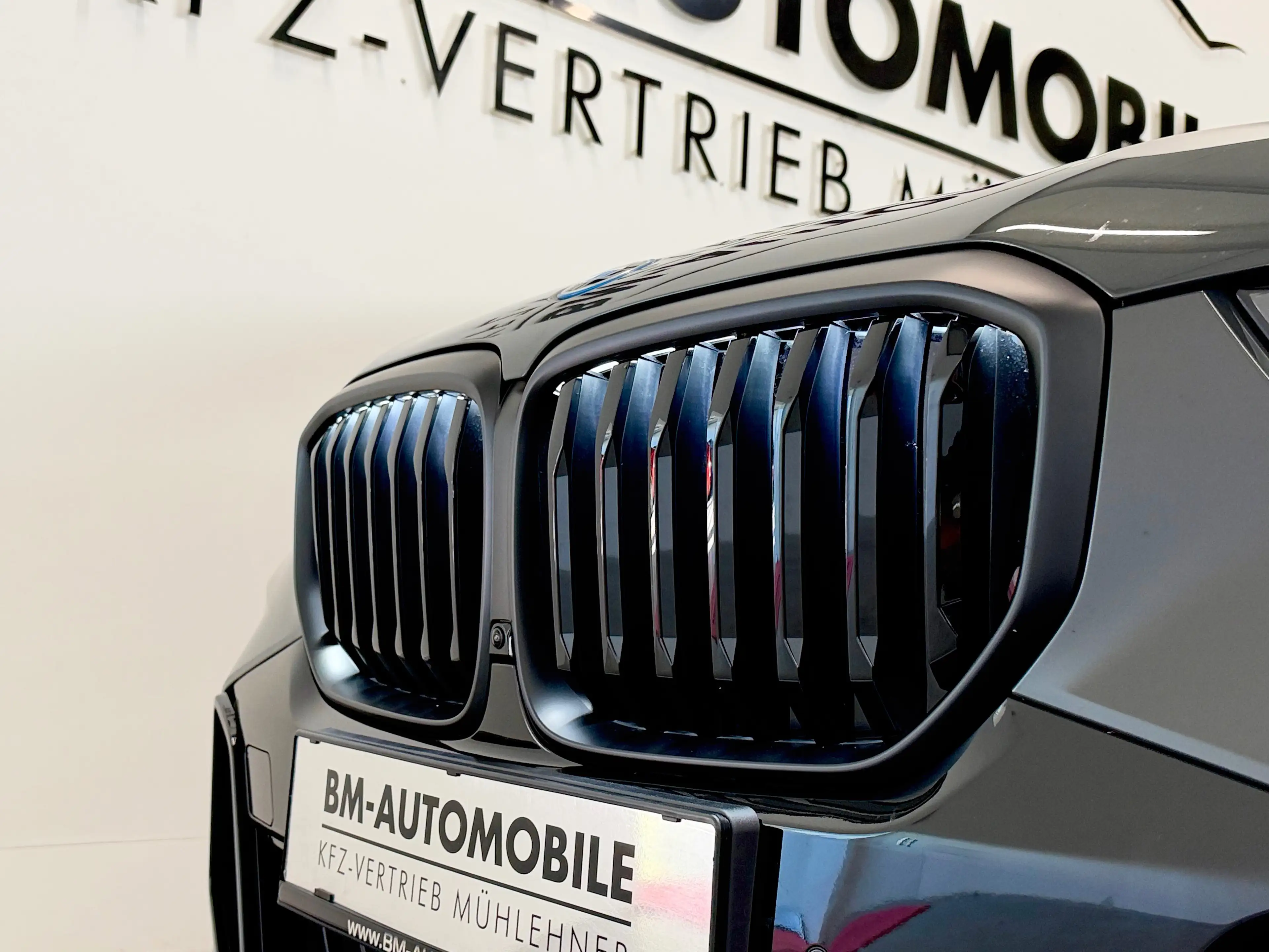 BMW X5 xDrive50e,M-Sportpaket-Pro,SkyLounge,AHK,Carbon,Luftf.,Sitzlüftung,22"Alu — photo 6