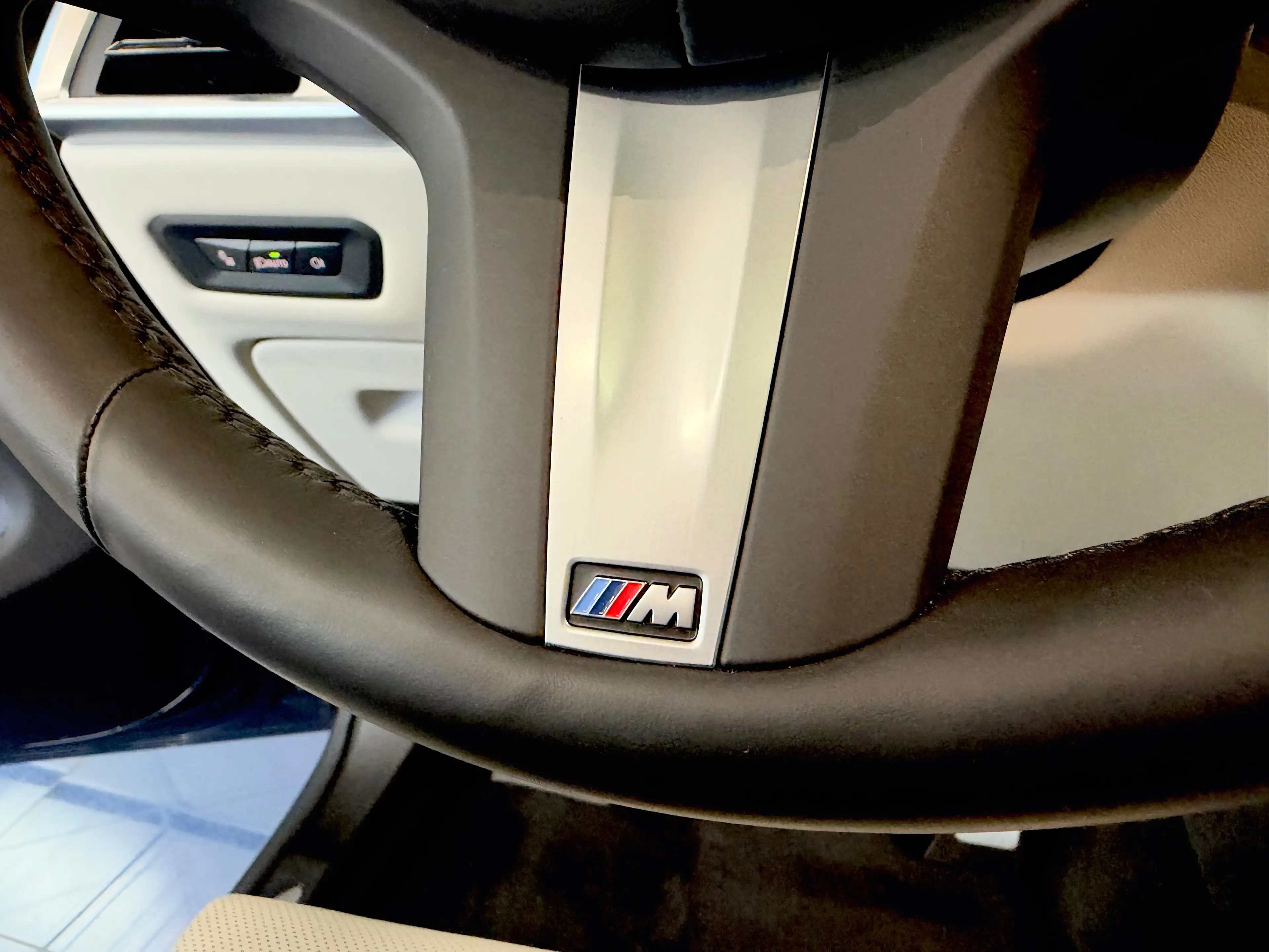 BMW X5 xDrive50e,M-Sportpaket-Pro,SkyLounge,AHK,Carbon,Luftf.,Sitzlüftung,22"Alu — photo 47