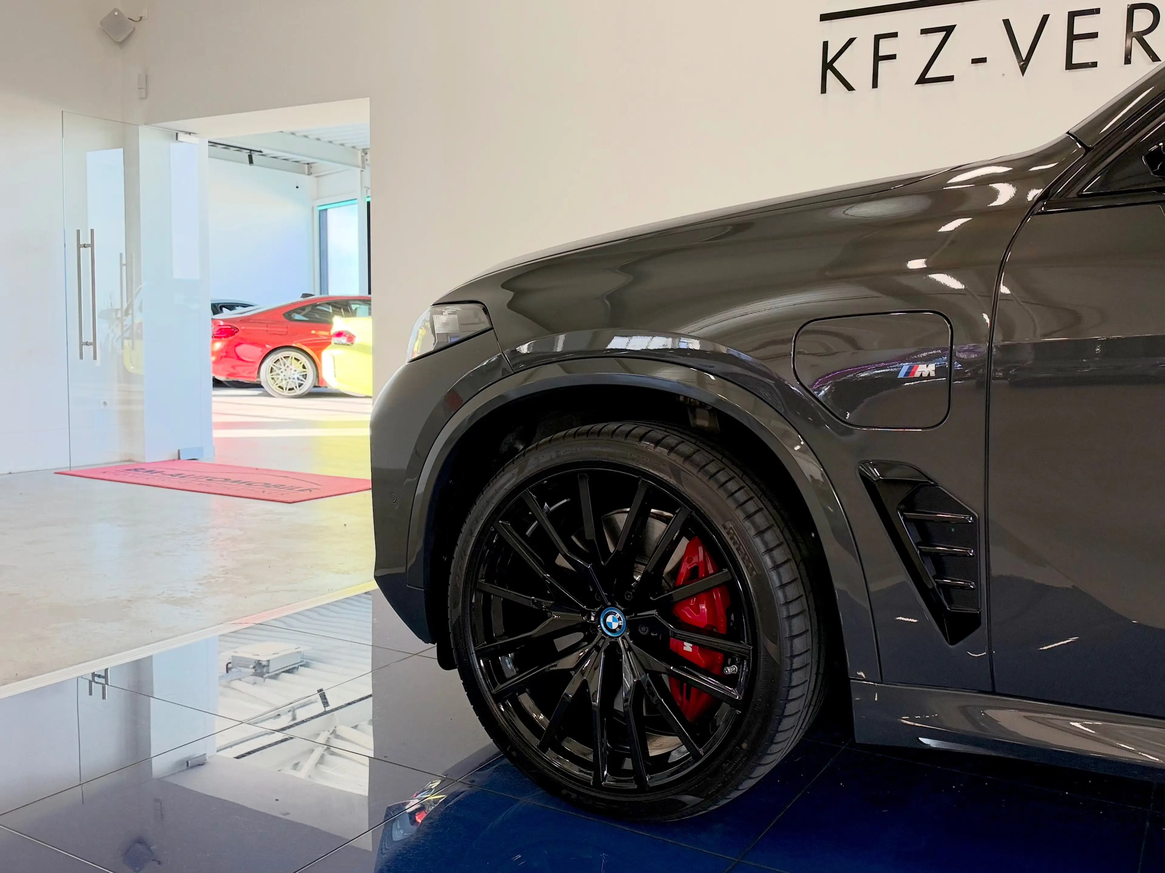 BMW X5 xDrive50e,M-Sportpaket-Pro,SkyLounge,AHK,Carbon,Luftf.,Sitzlüftung,22"Alu — photo 14