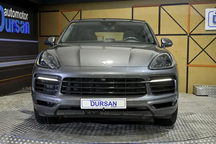 Porsche Cayenne Coupé E-Hybrid 3.0 2021, foto 2