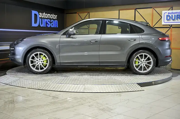 Porsche Cayenne Coupé E-Hybrid 3.0 2021, foto 18