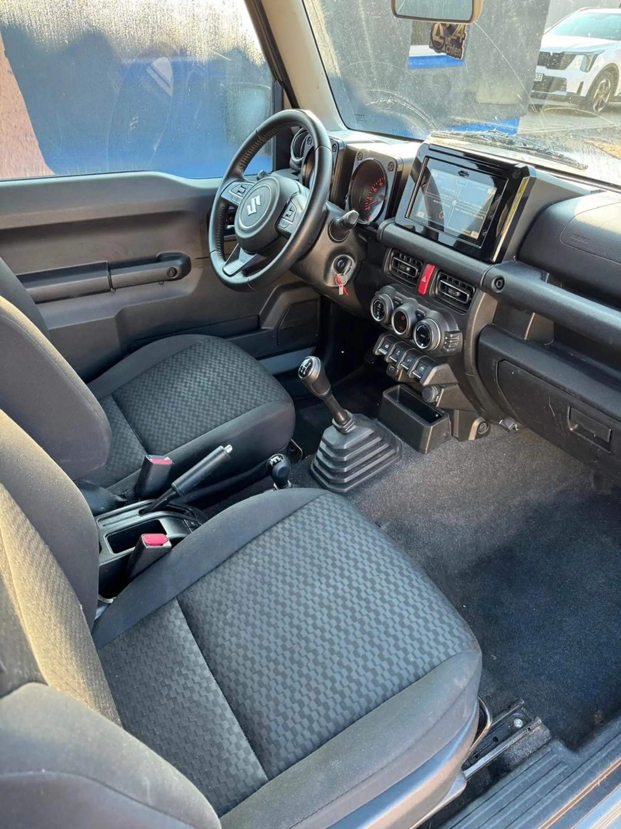 Suzuki Jimny Comfort+ AllGrip/Navi/Shz/4Sitzer — photo 12