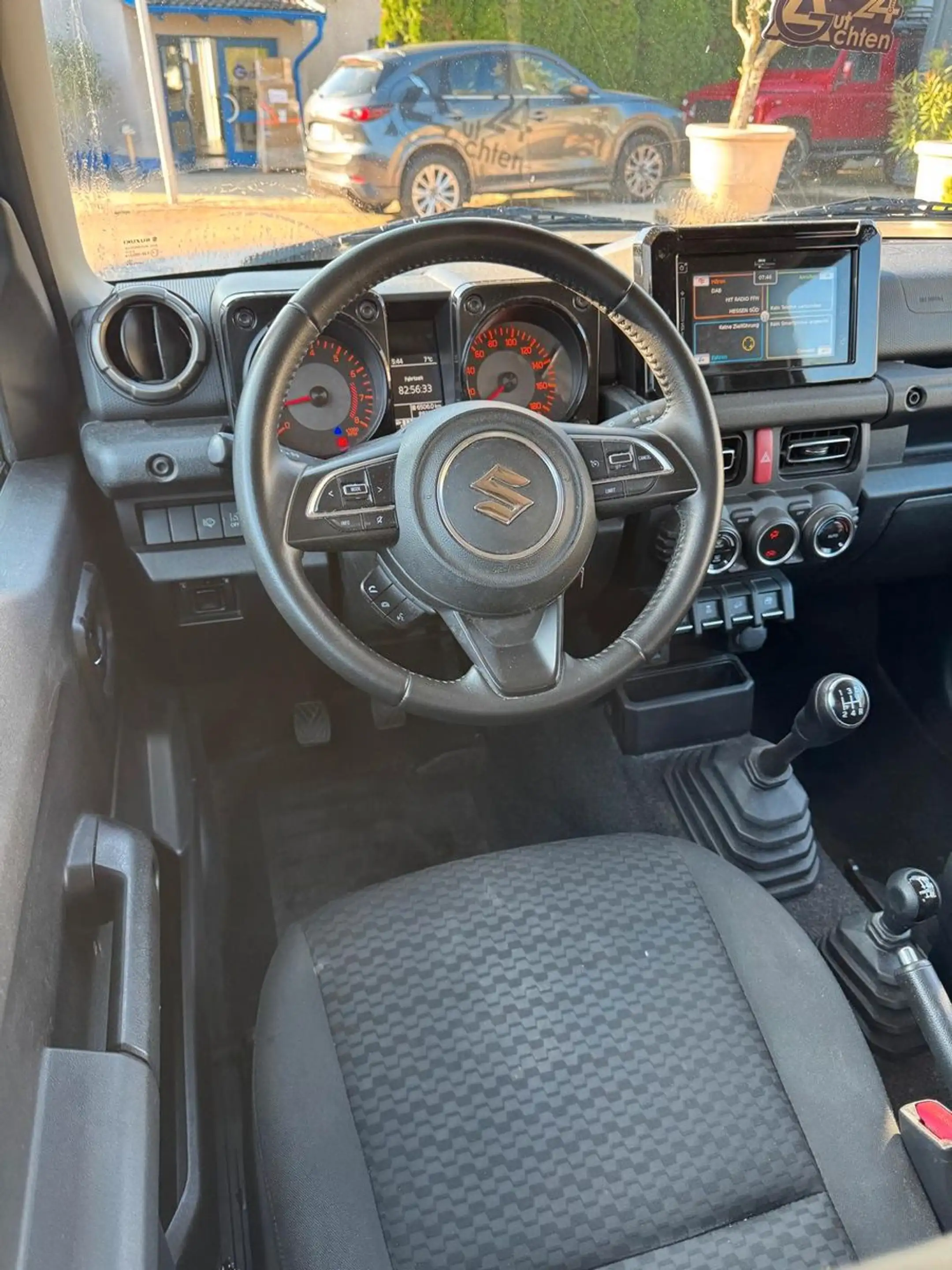 Suzuki Jimny Comfort+ AllGrip/Navi/Shz/4Sitzer — photo 10