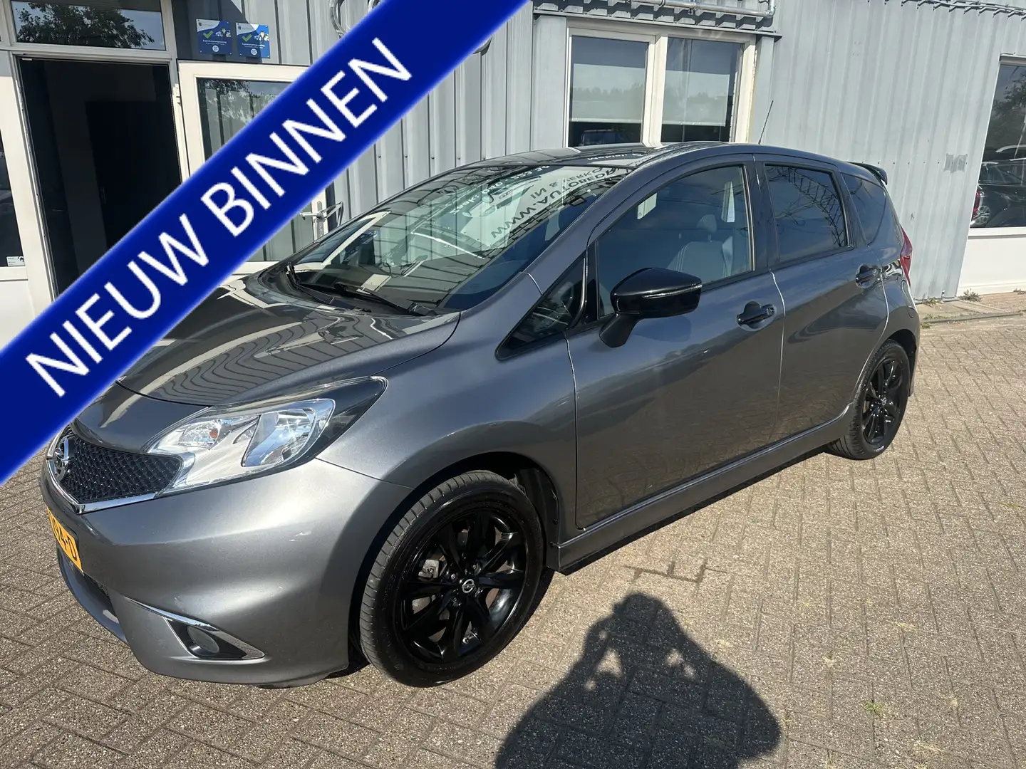 Nissan Note 1.2 DIG-S Black Edition Gris - 1