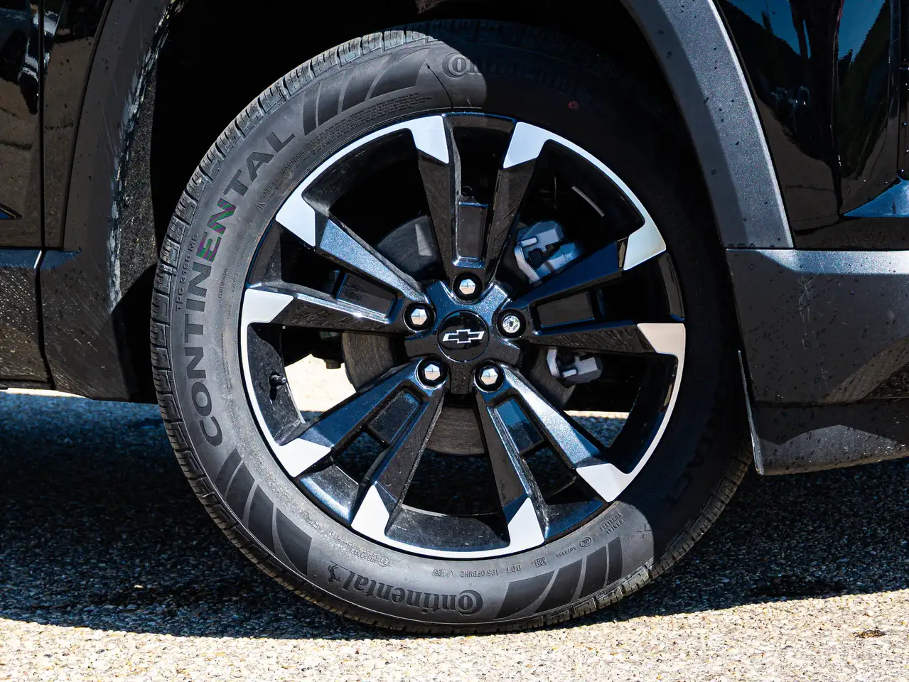 Chevrolet Equinox photo Chevrolet Equinox